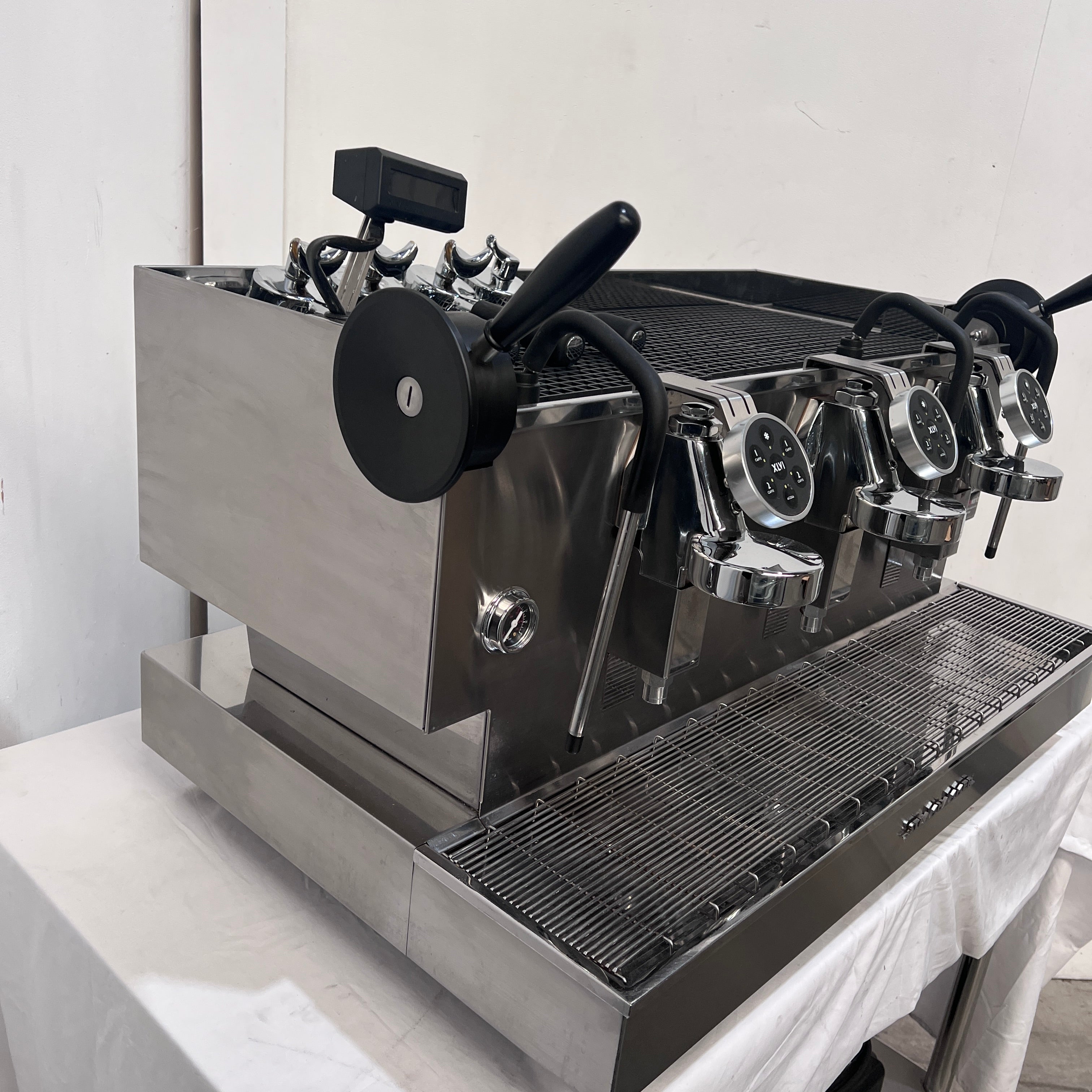 Steamhammer XLVI 3 Group Coffee Machine - 875924