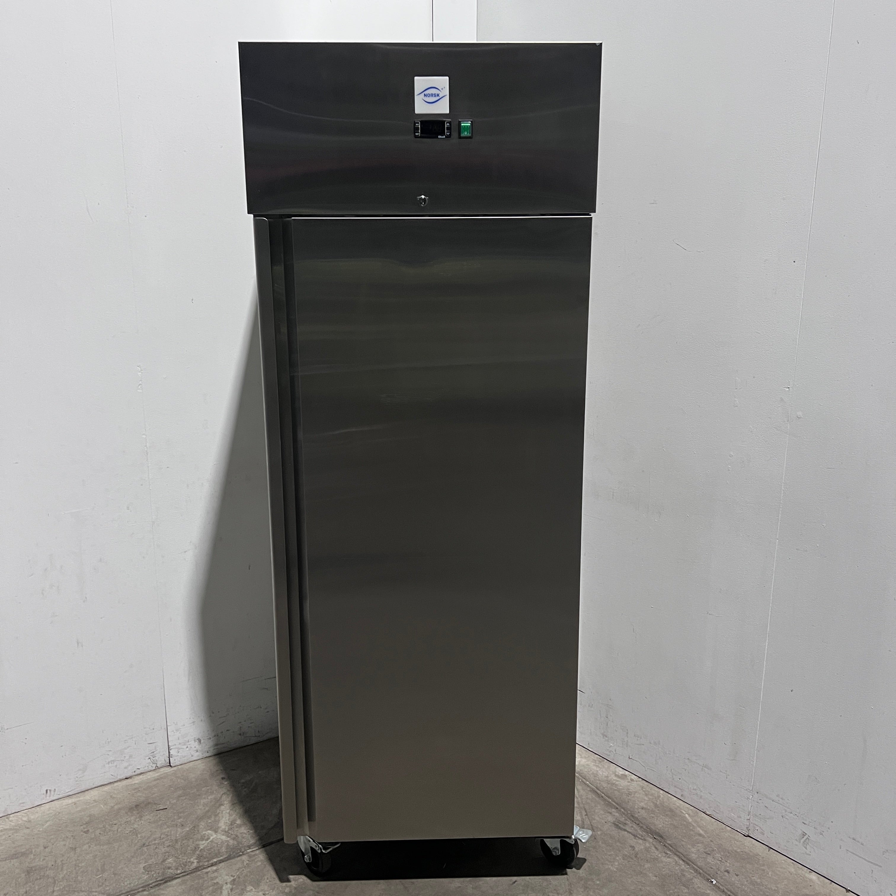 Norsk NSK-650TN Upright Fridge - 876141