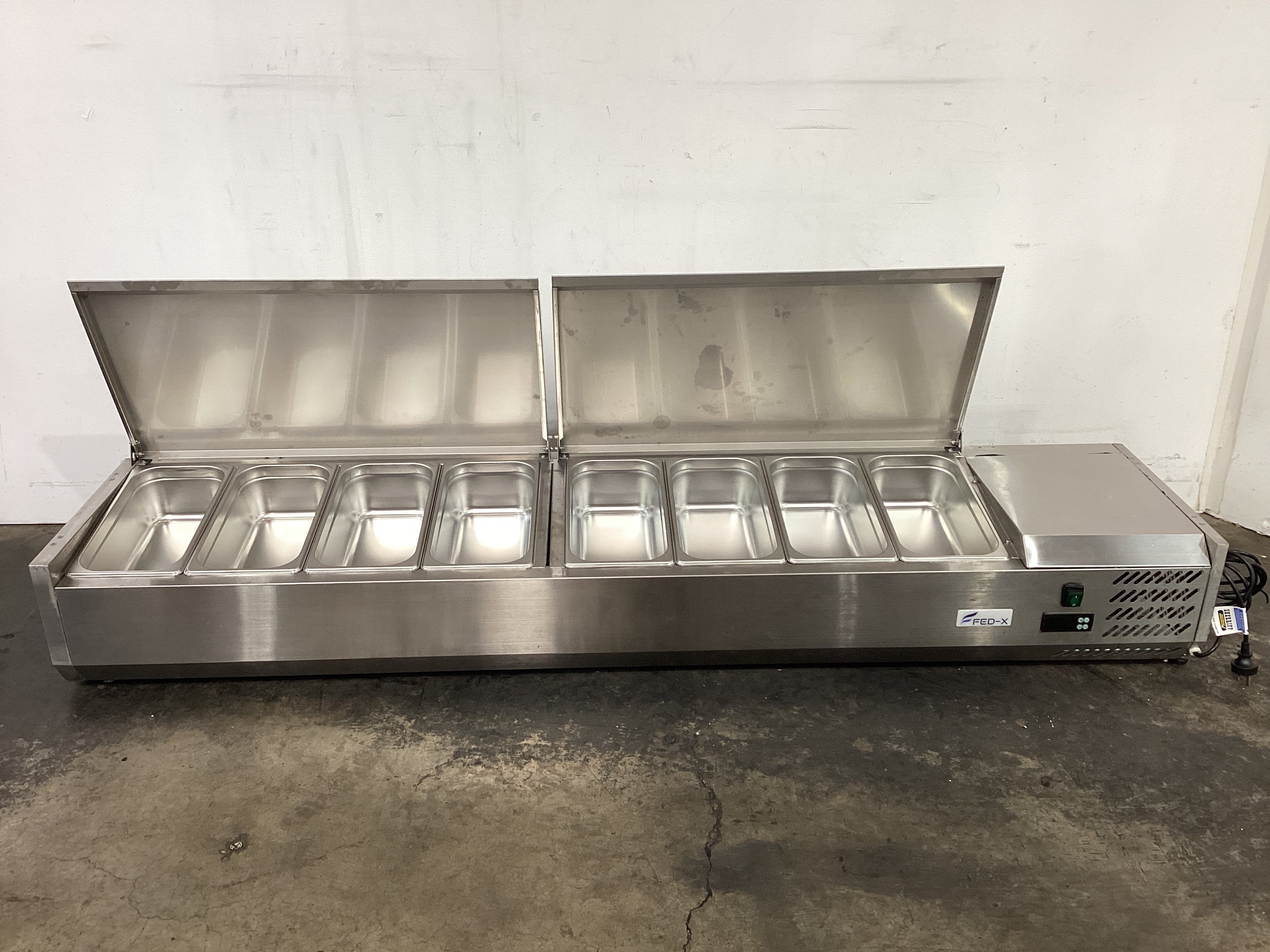 FED-X XVRX1800/380 Salad Bar - 876256