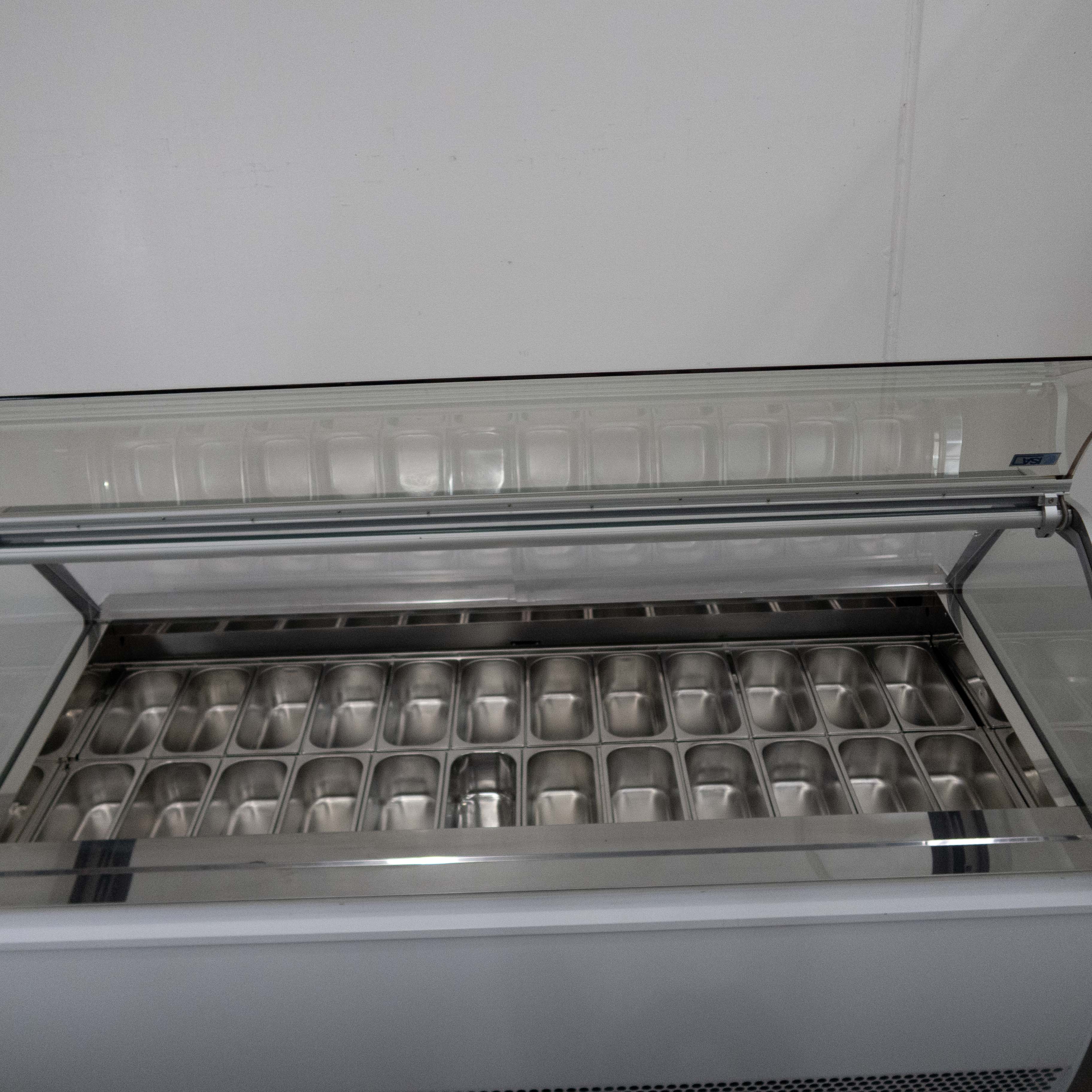 ISA Millenium ST24 Gelato Display - 876987