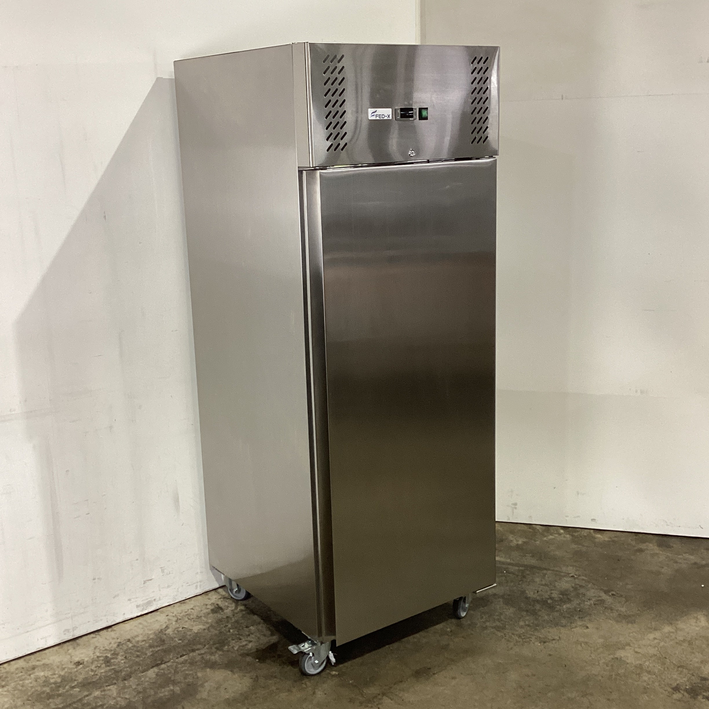 FED-X XURC650SFV Upright Fridge - 877520