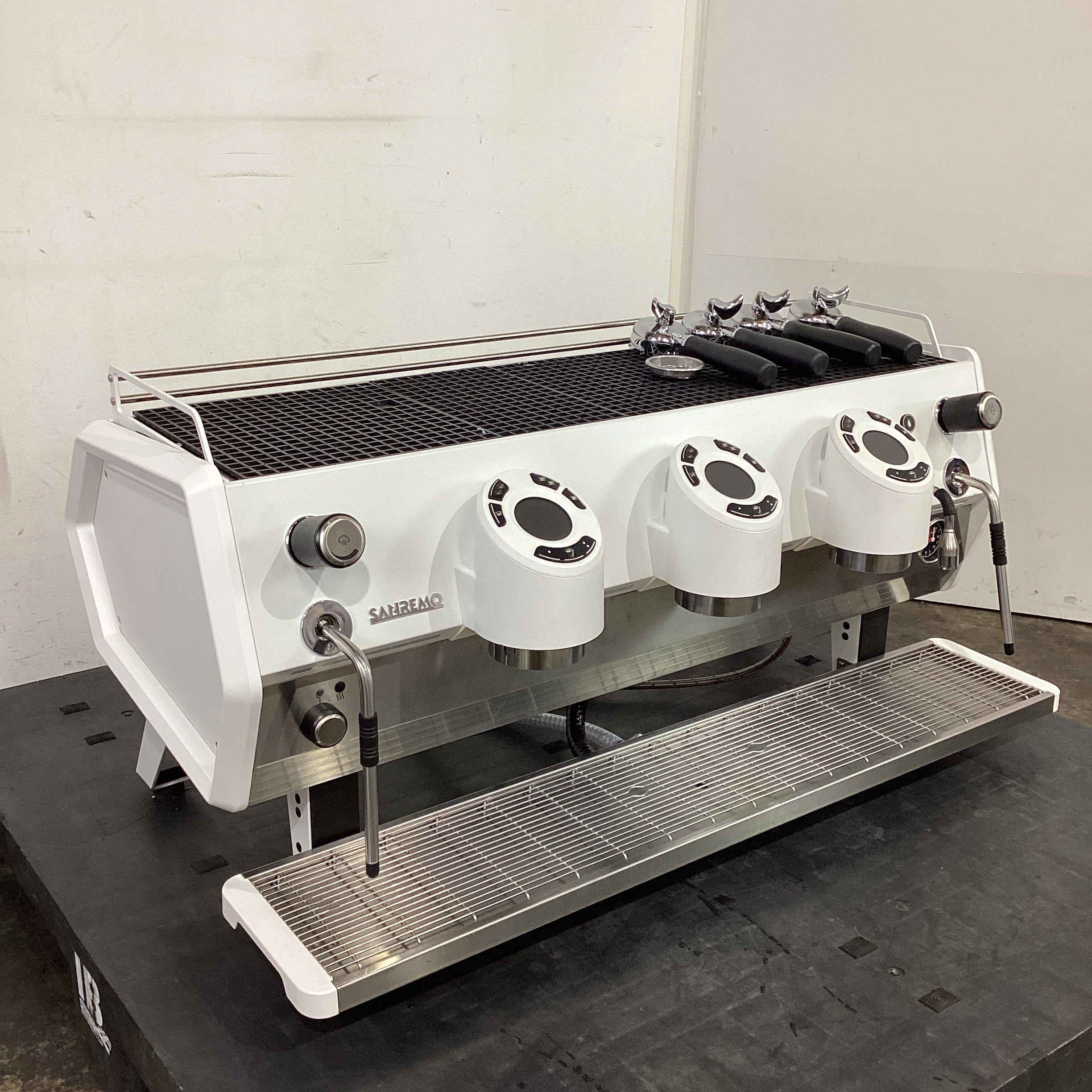 Sanremo D8 PRO 3 Group Coffee Machine - 878183