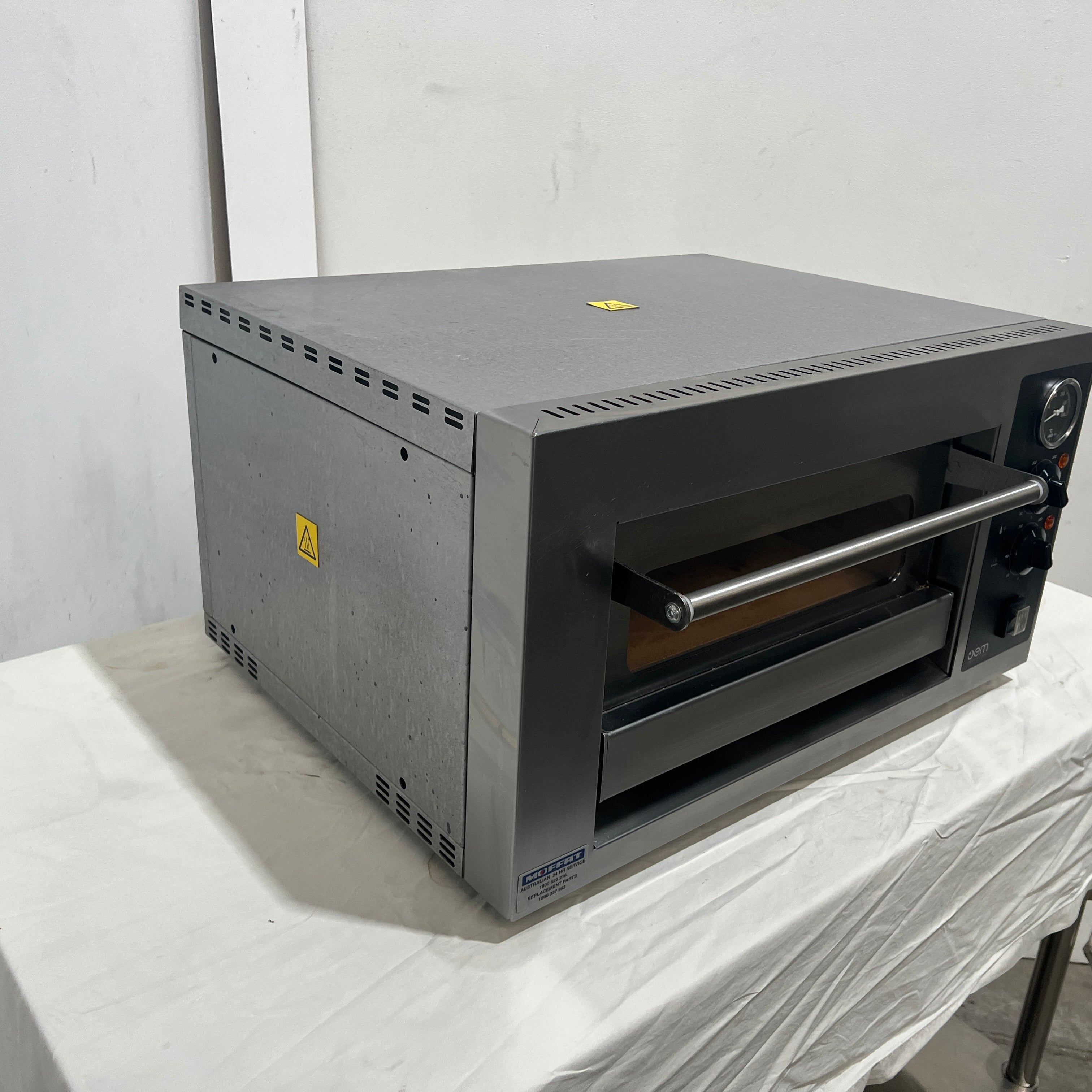 Moffat STARTC63EM Pizza Deck Oven - 878467