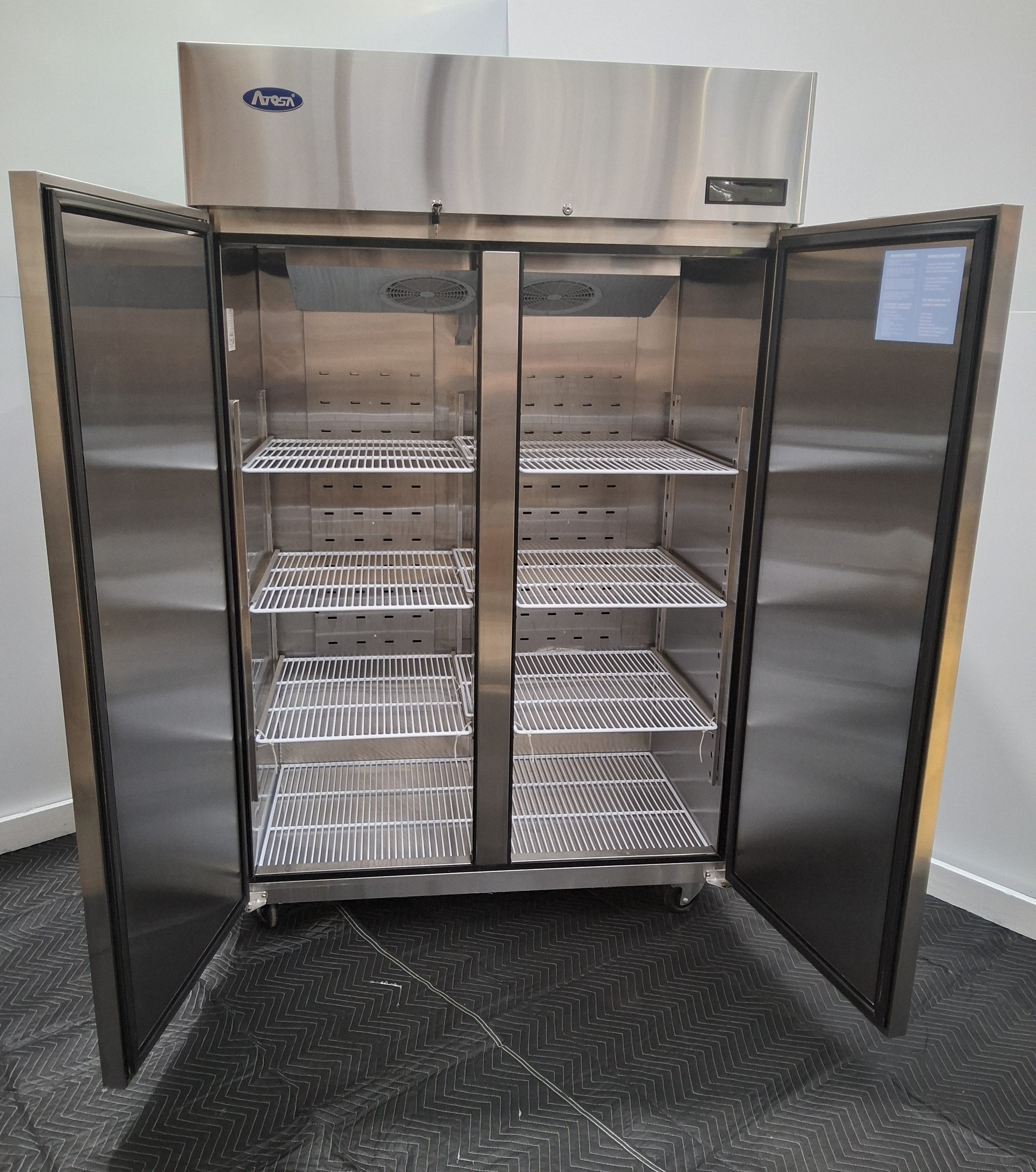 Atosa MBF8002GR Upright Freezer - 880678