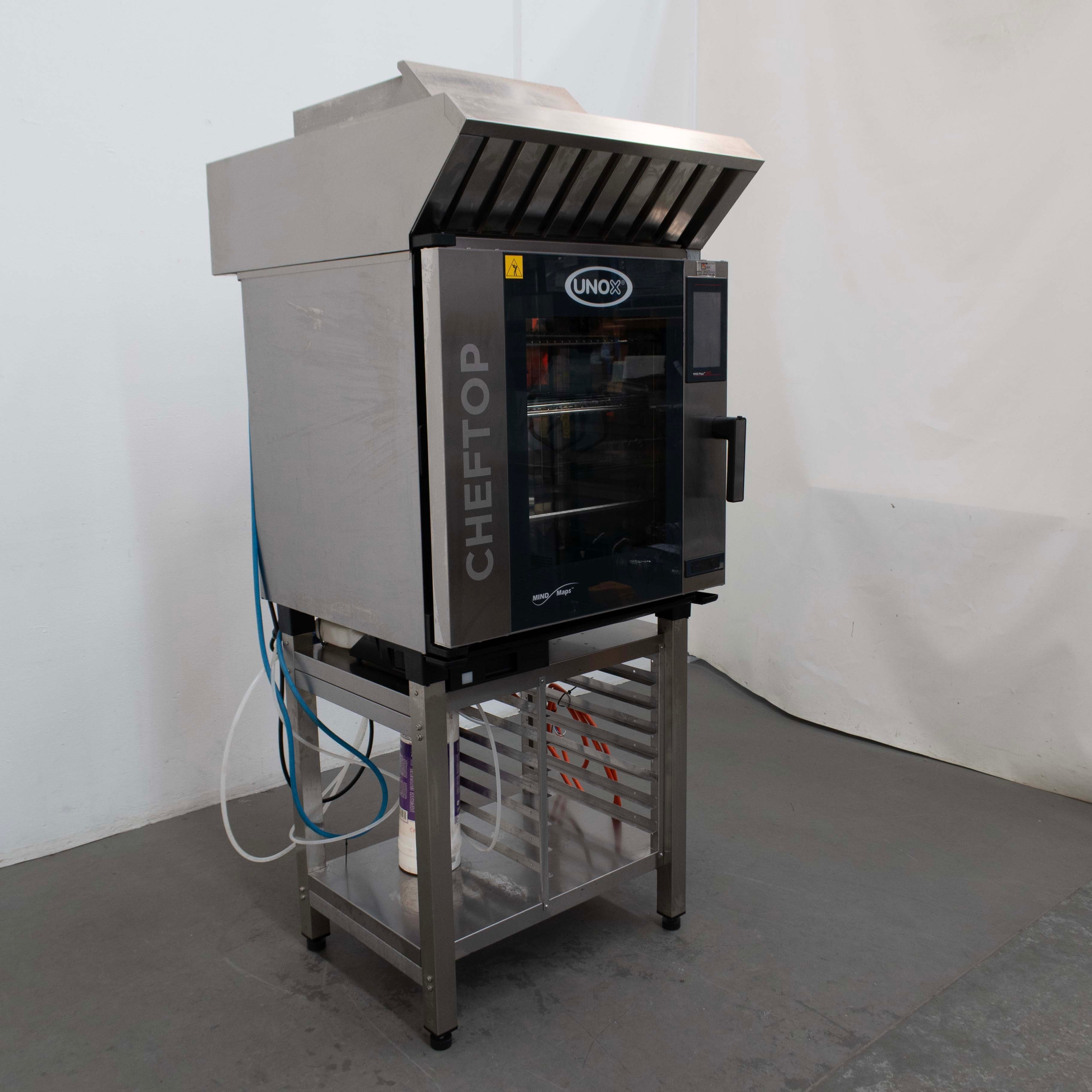 Unox XEVC-0711-E1RM Combi Oven + Hood with Steam Condensor - 881109