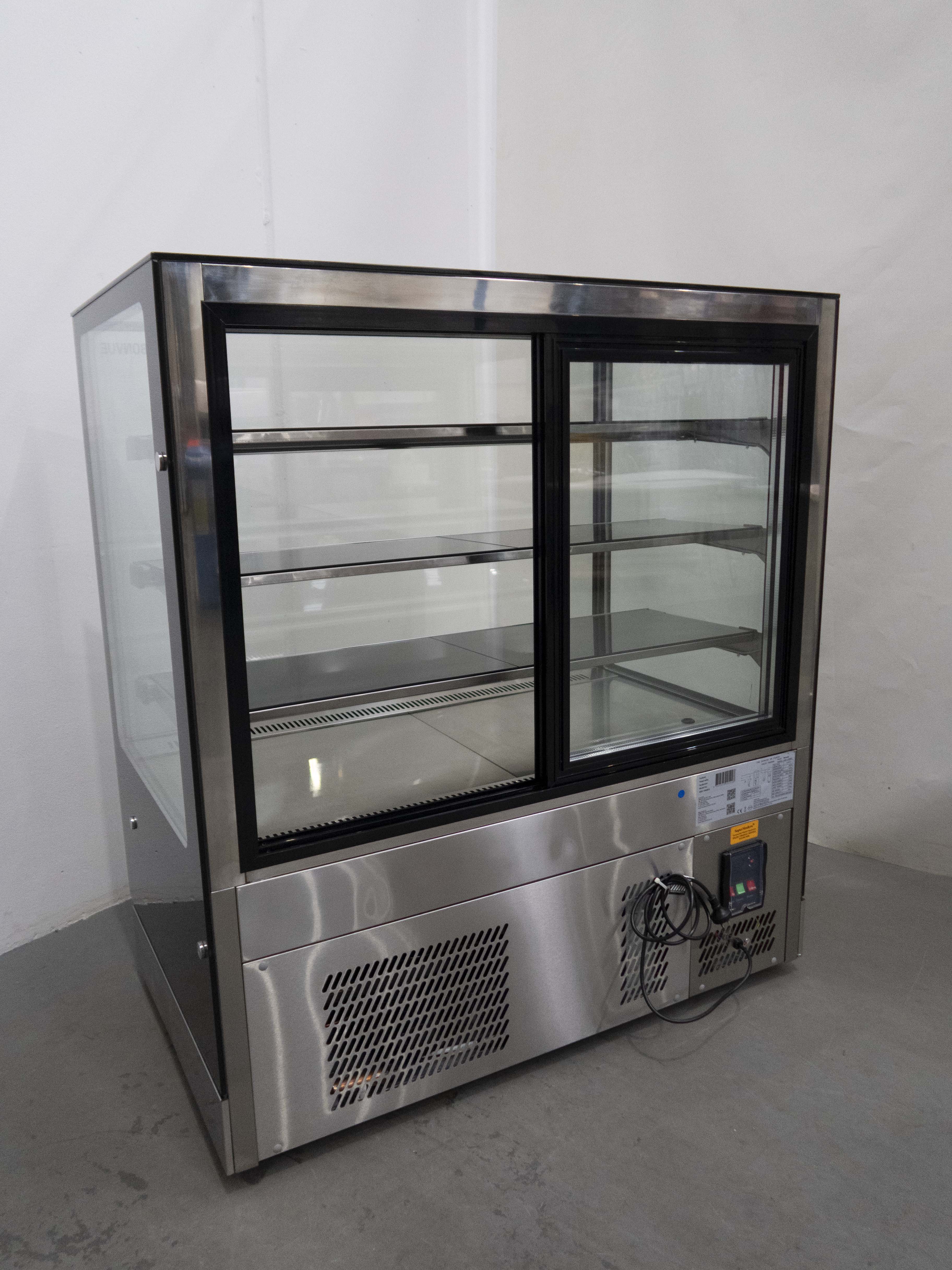 Bonvue GAN-1200RF3 Cake Display - 881118