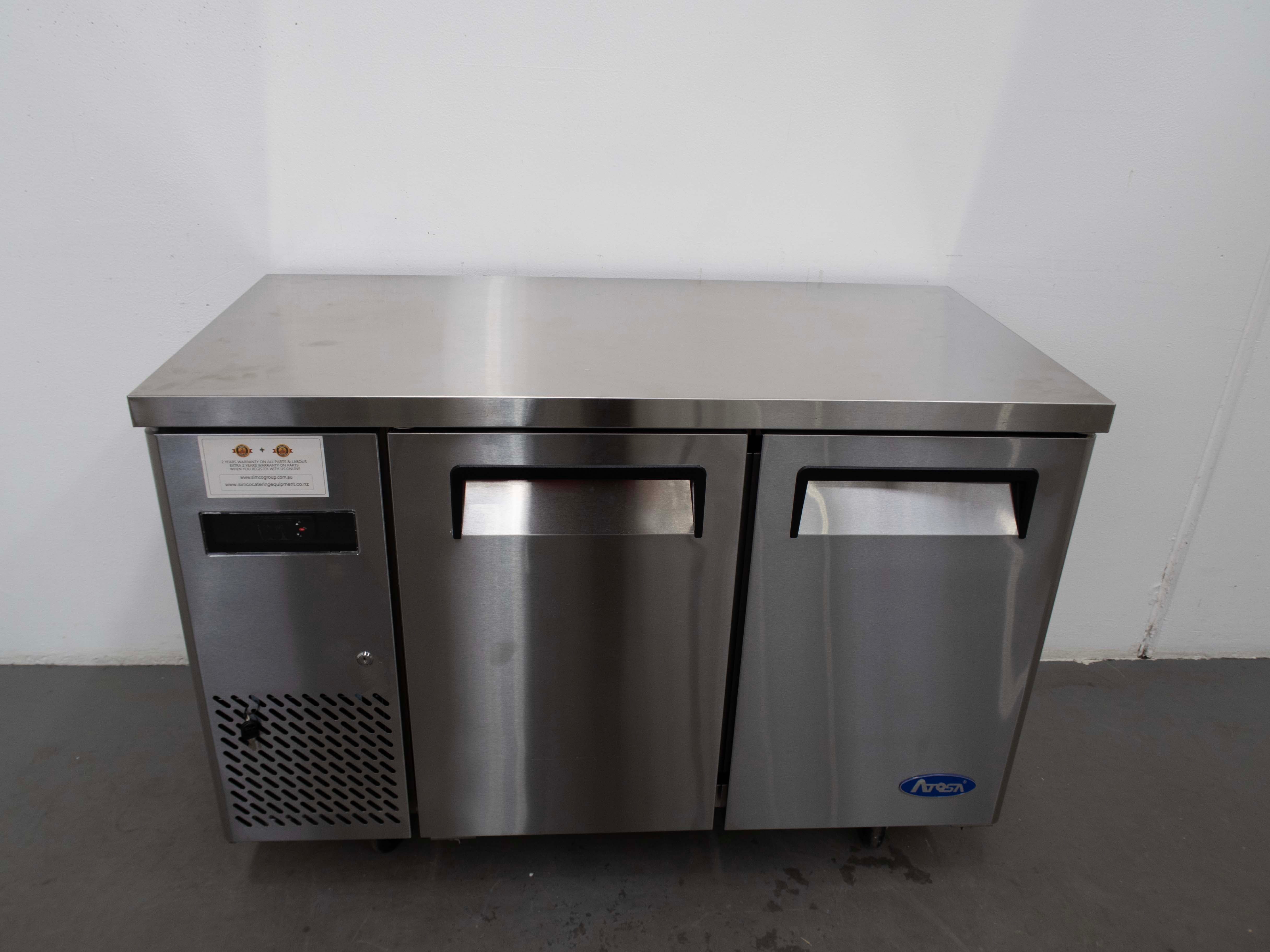 Atosa YPF9020GR Undercounter Fridge - 881641