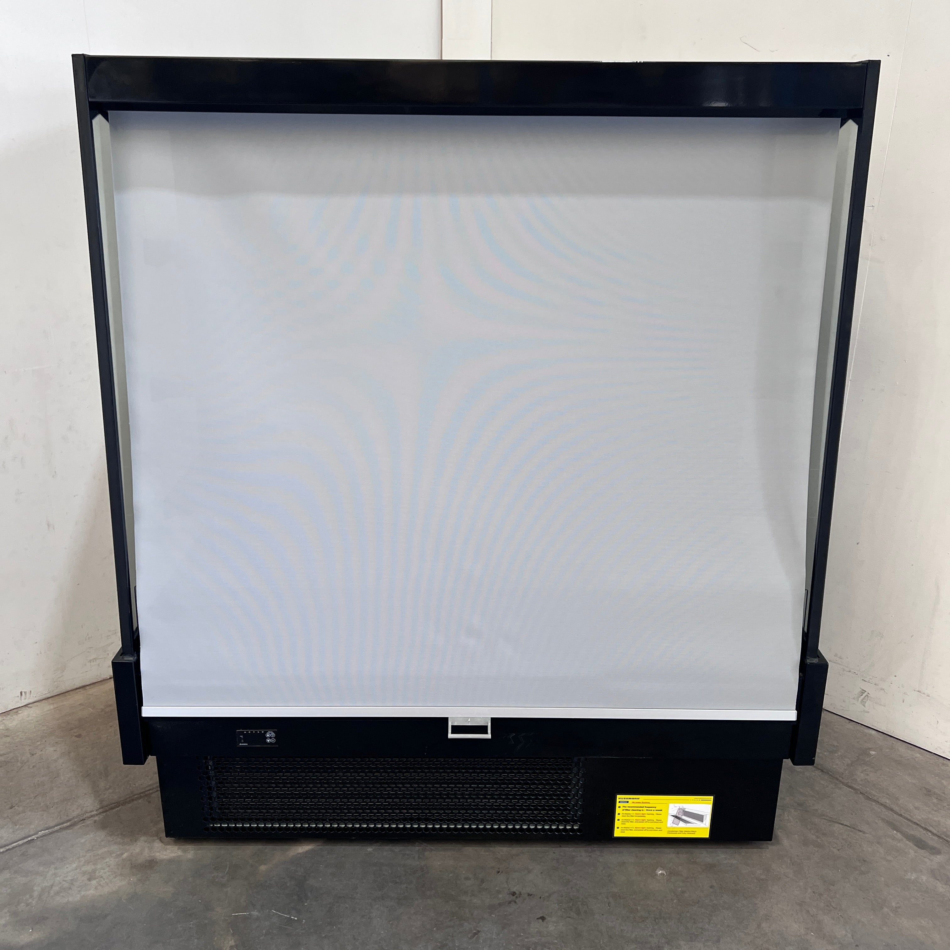 Hussmann SGN152S-2 Self Contained Open Front Semi-Vertical Chiller - 885337
