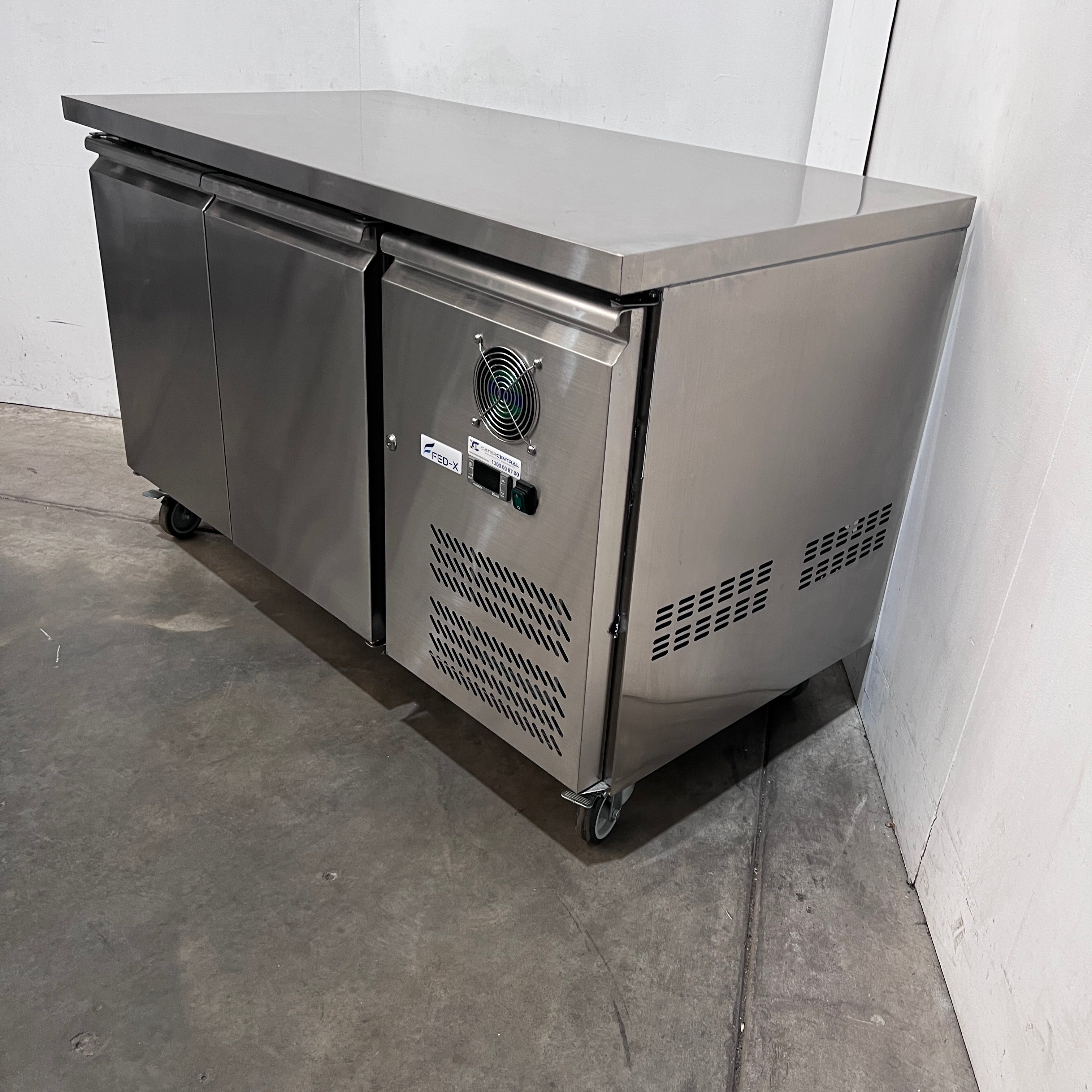FED-X XUB7C13S2V Undercounter Fridge - 885338