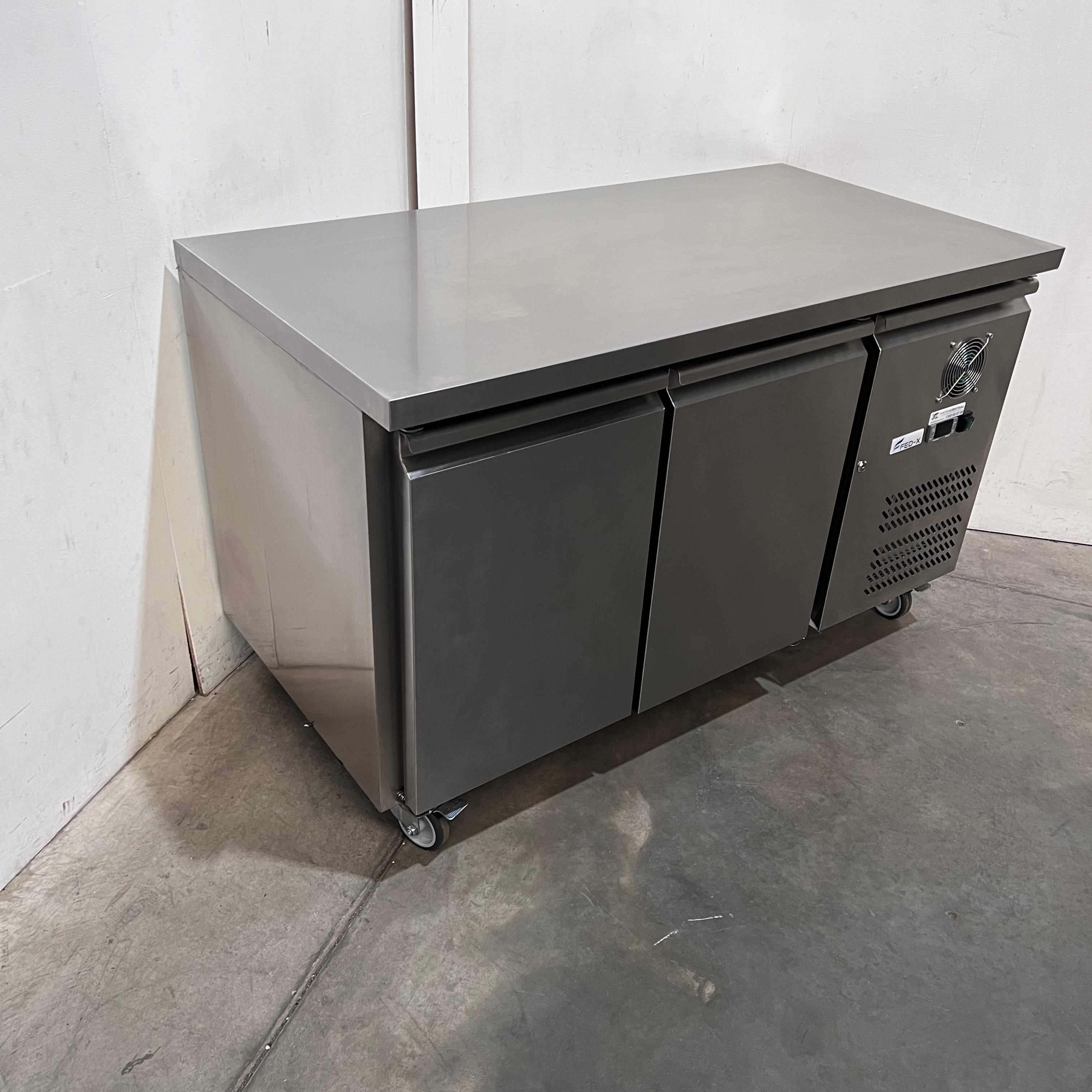FED-X XUB7C13S2V Undercounter Fridge - 885339