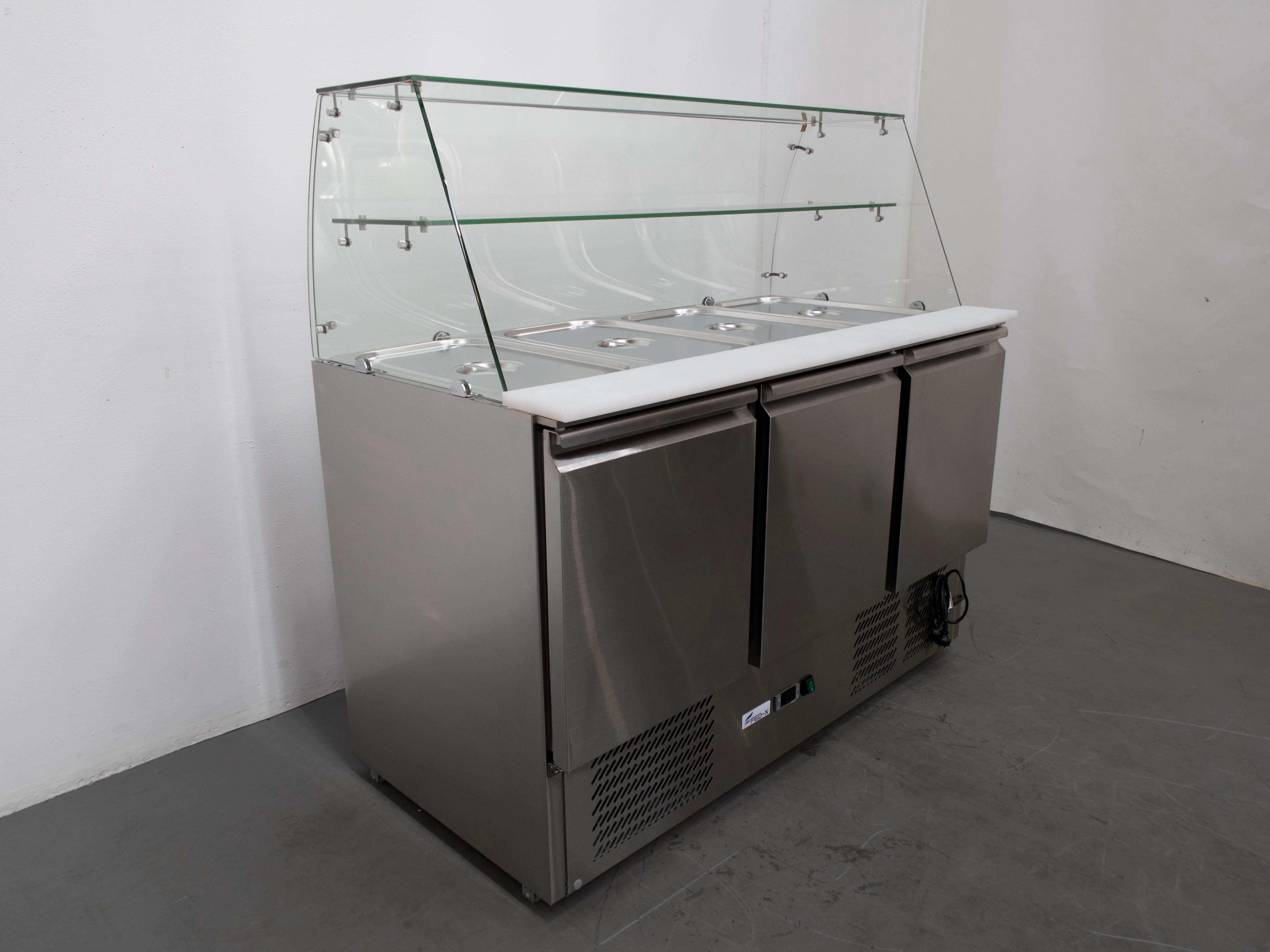FED-X XS903GC Sandwich Prep Fridge - 885553