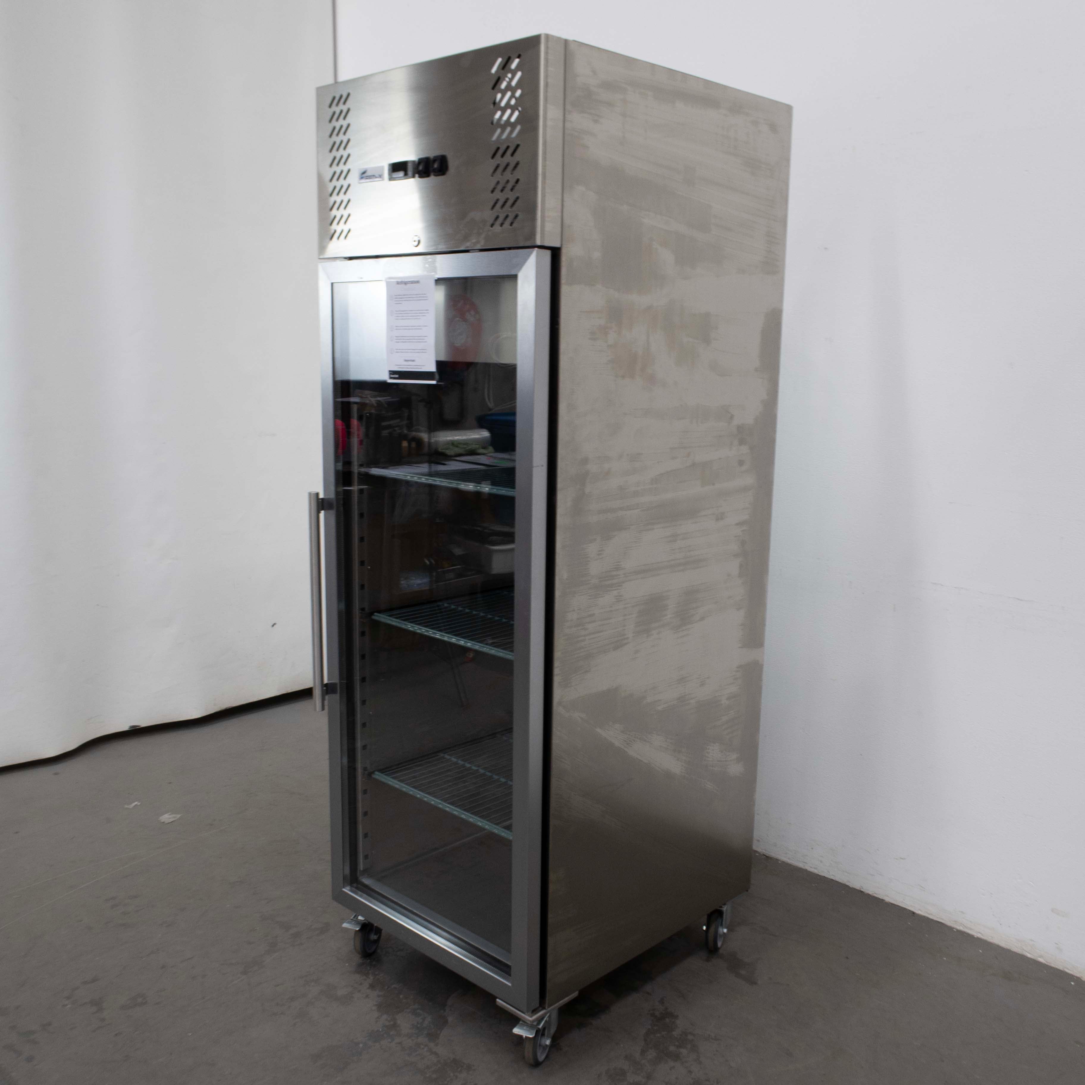 FED-X XURC600G1V Upright Fridge - 887004