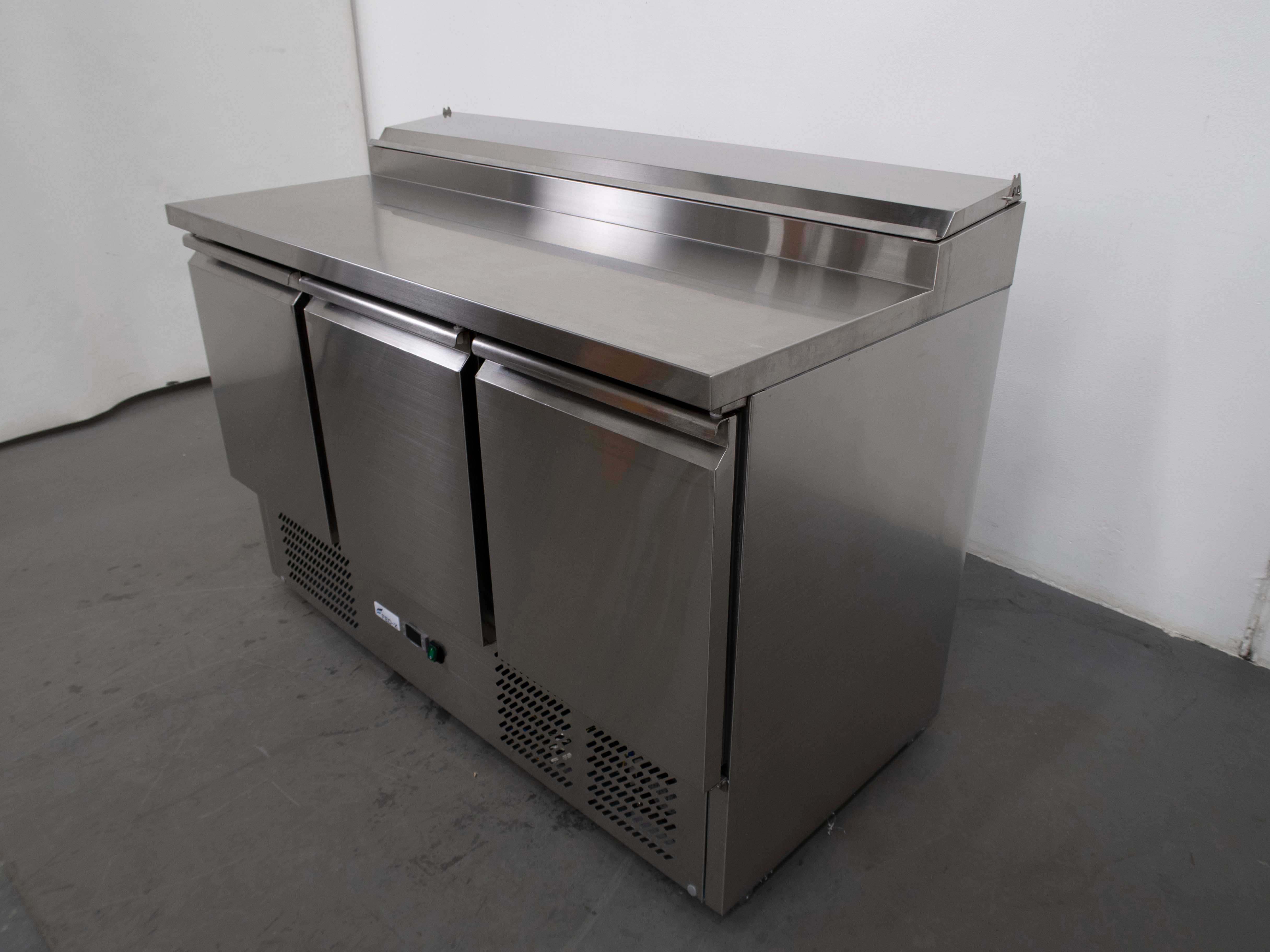 FED-X XGNS1300D Sandwich Prep Fridge - 887631