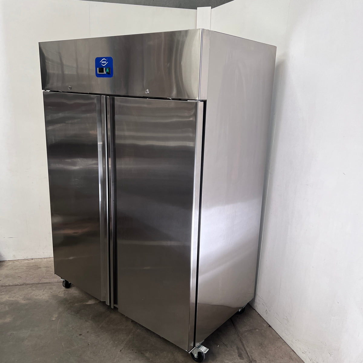 Norsk GN NSK-1410TN Upright Fridge - 889290