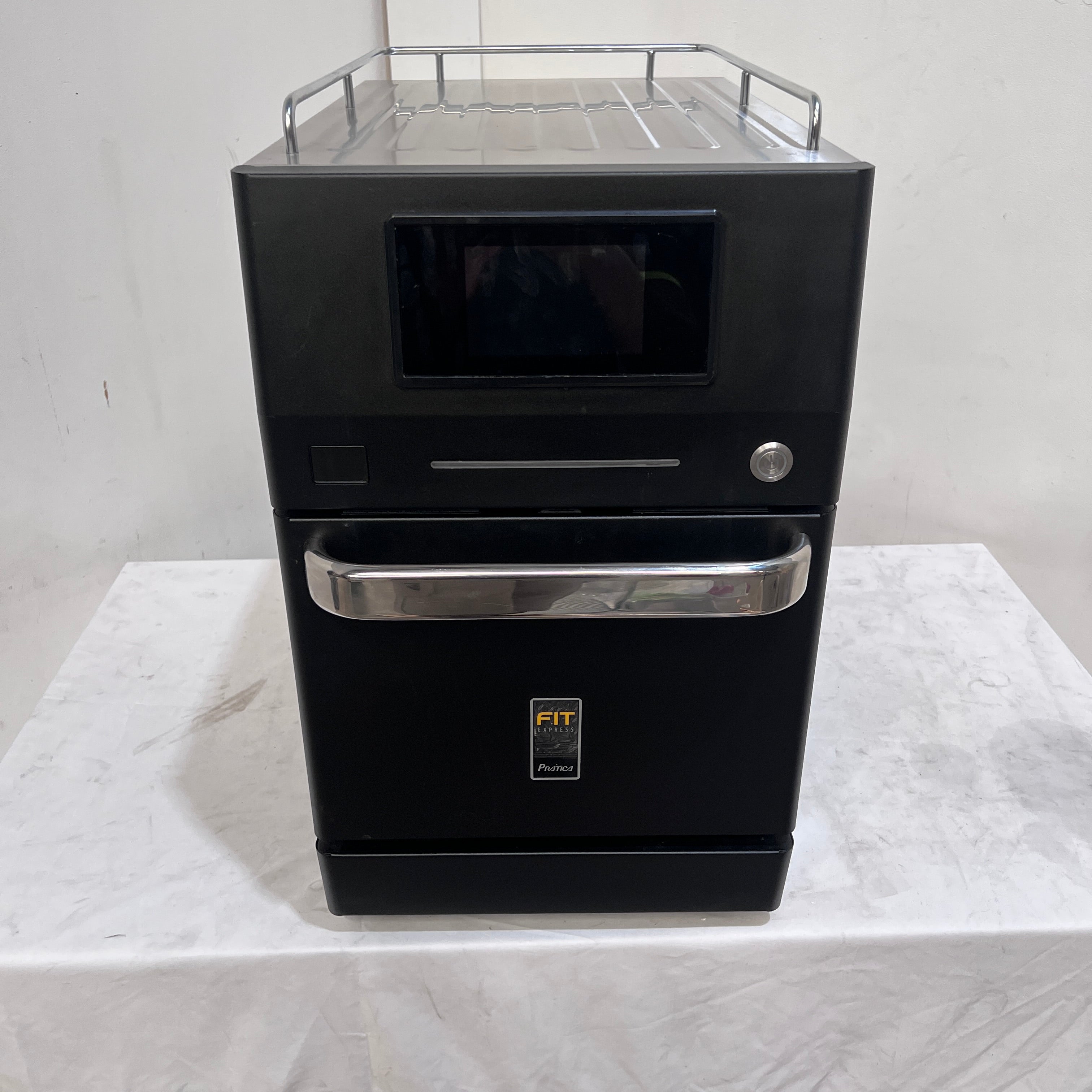 Pratica FIT Express High Speed Oven - 890181