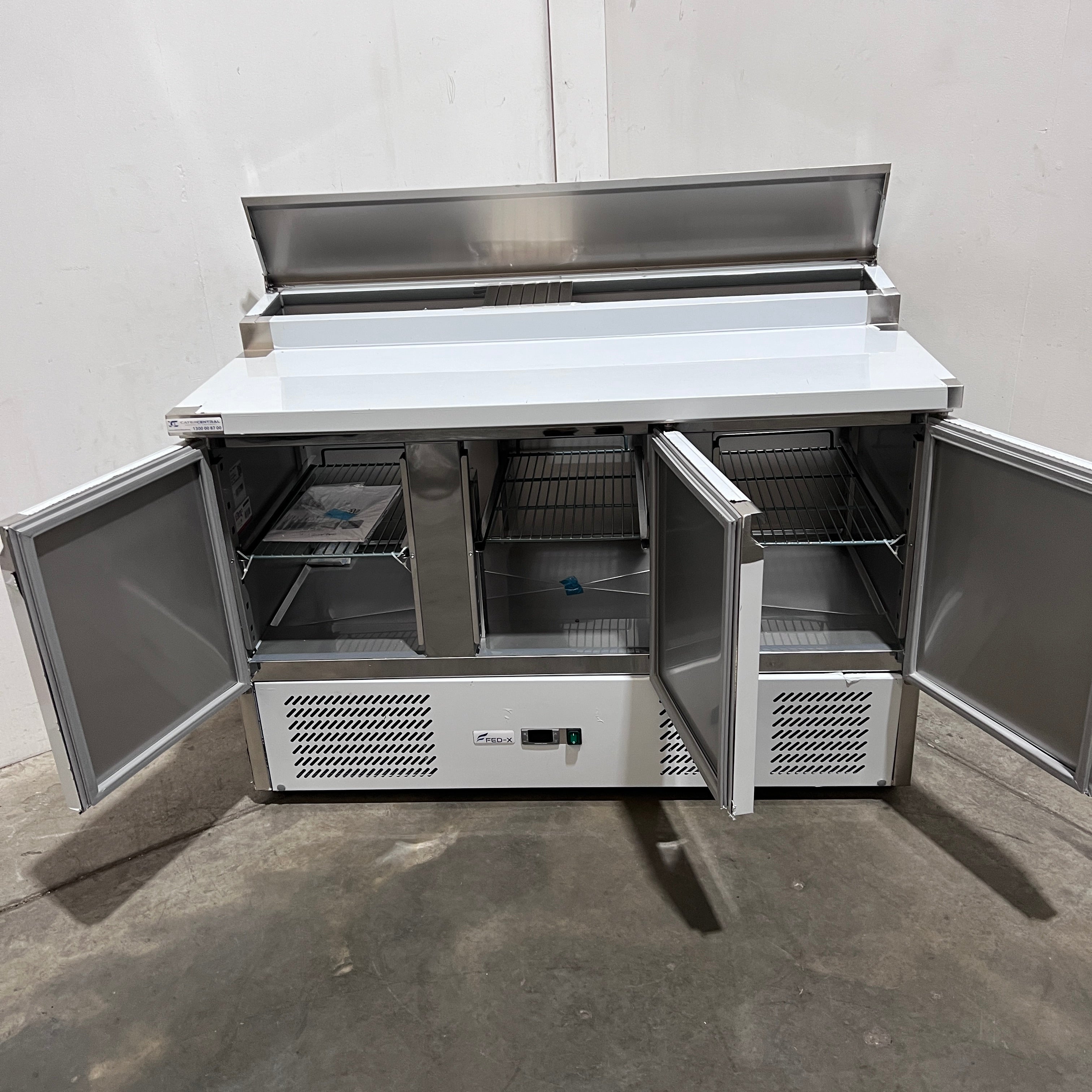 FED-X XGNS1300D Sandwich Prep Fridge - 891899