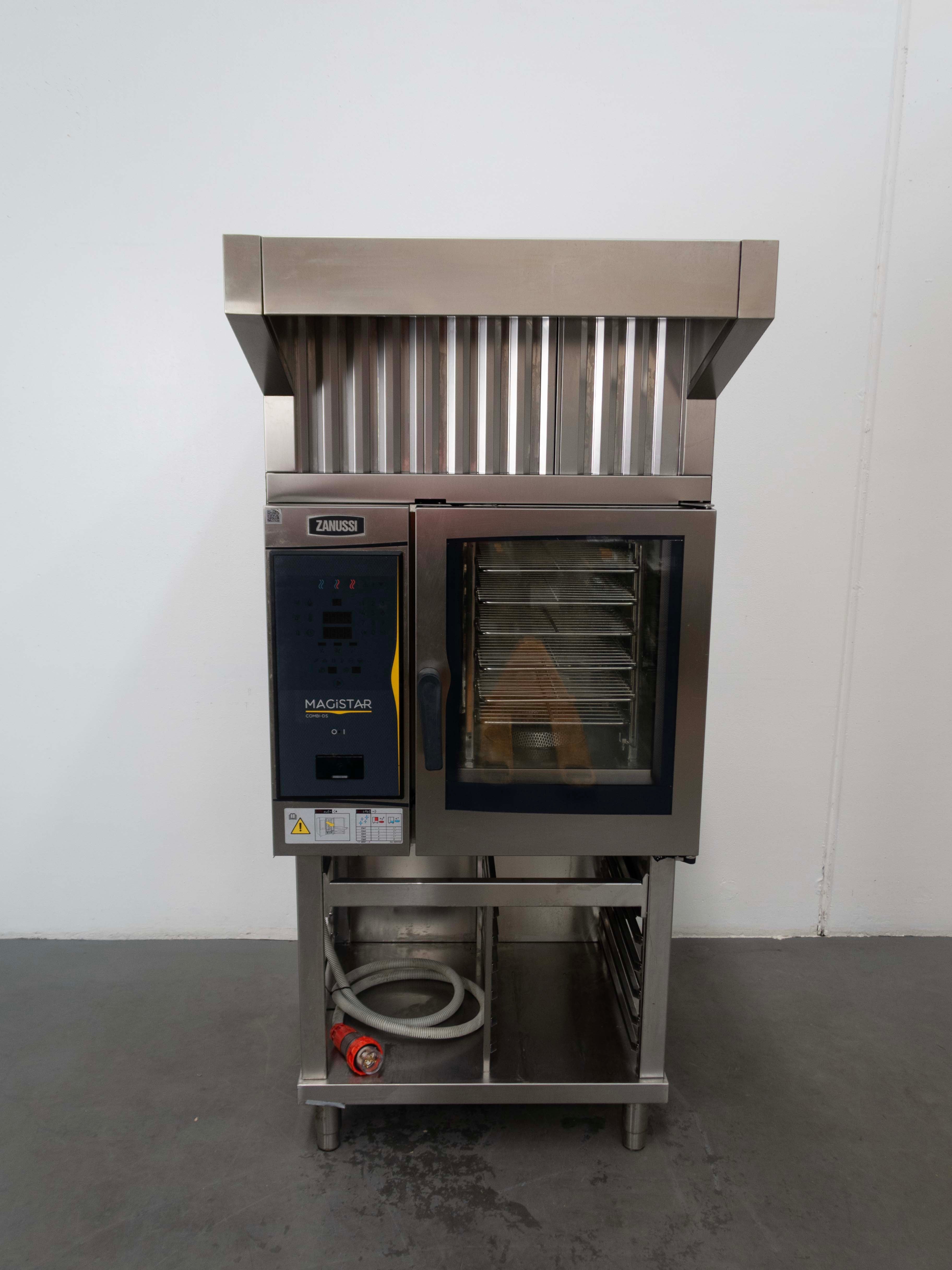 Zanussi ZCOE61B2SO 6 Tray Combi Oven with Stand + Exhaust Canopy - 892644