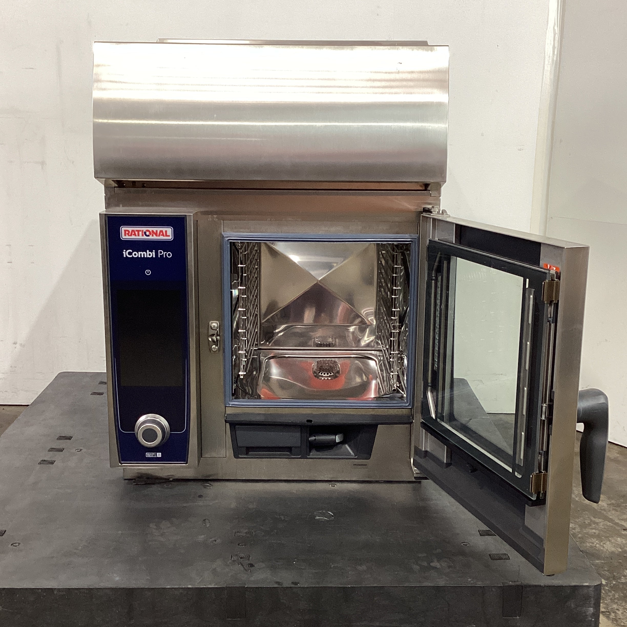 Rational CMP-XS-623 Combi Oven + Ultravent Canopy - 893555