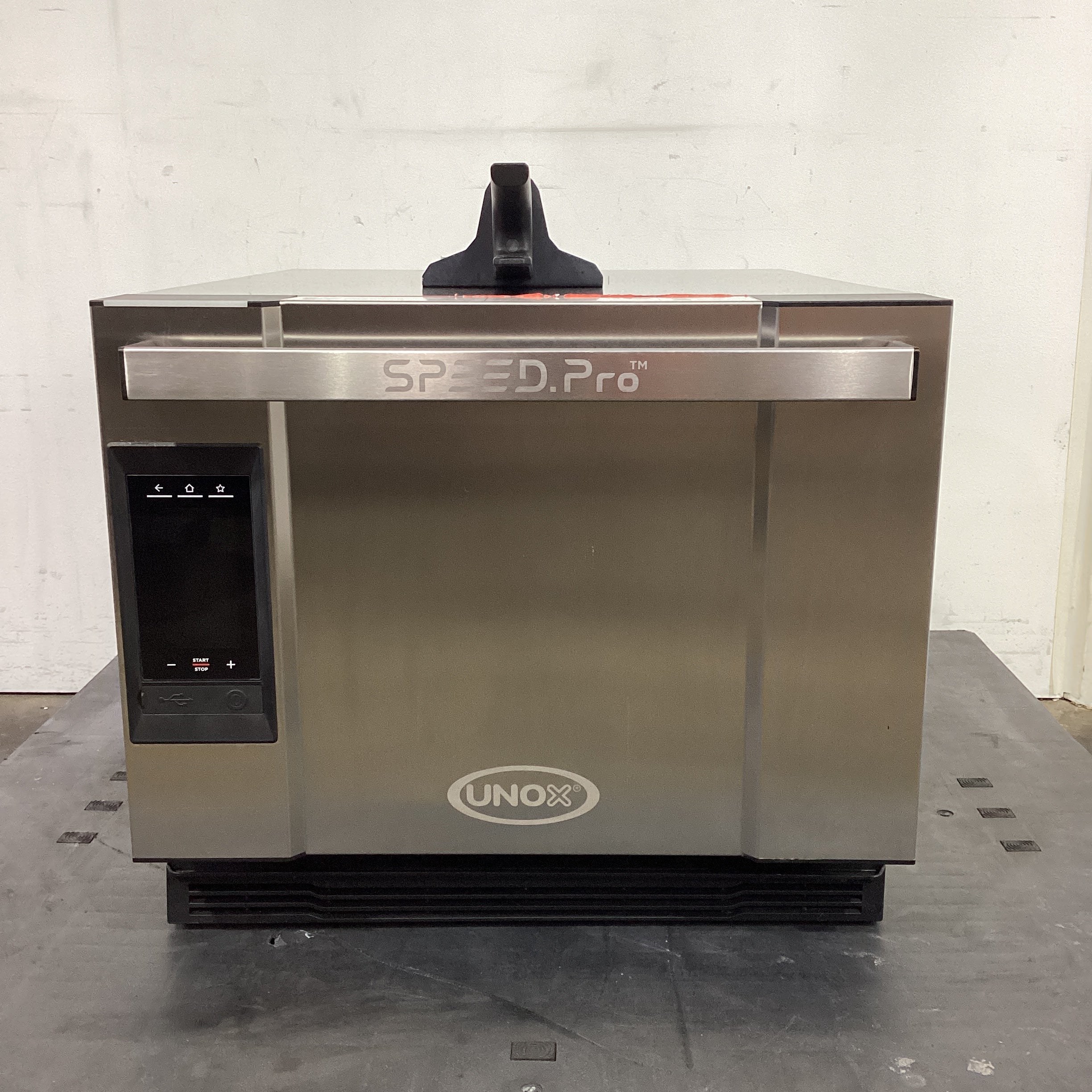 Unox XESR-03HS-EDDN Speed Oven - 897846