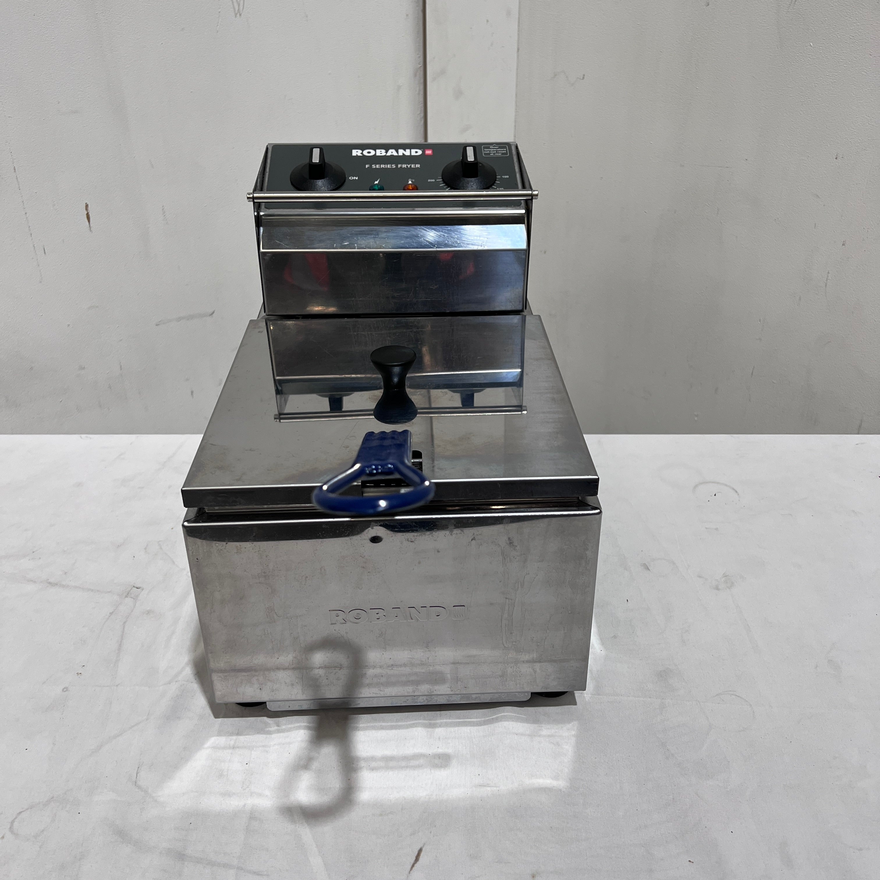 Roband F15 Countertop Fryer - 898128