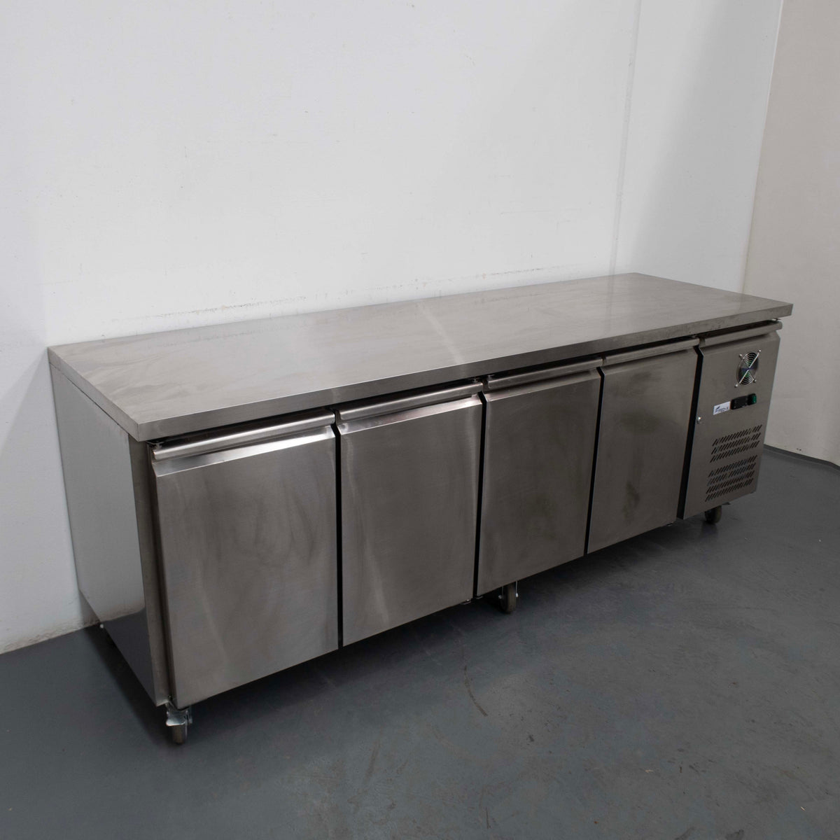 Fed-X XUB7C22S4V Undercounter Fridge - 898176