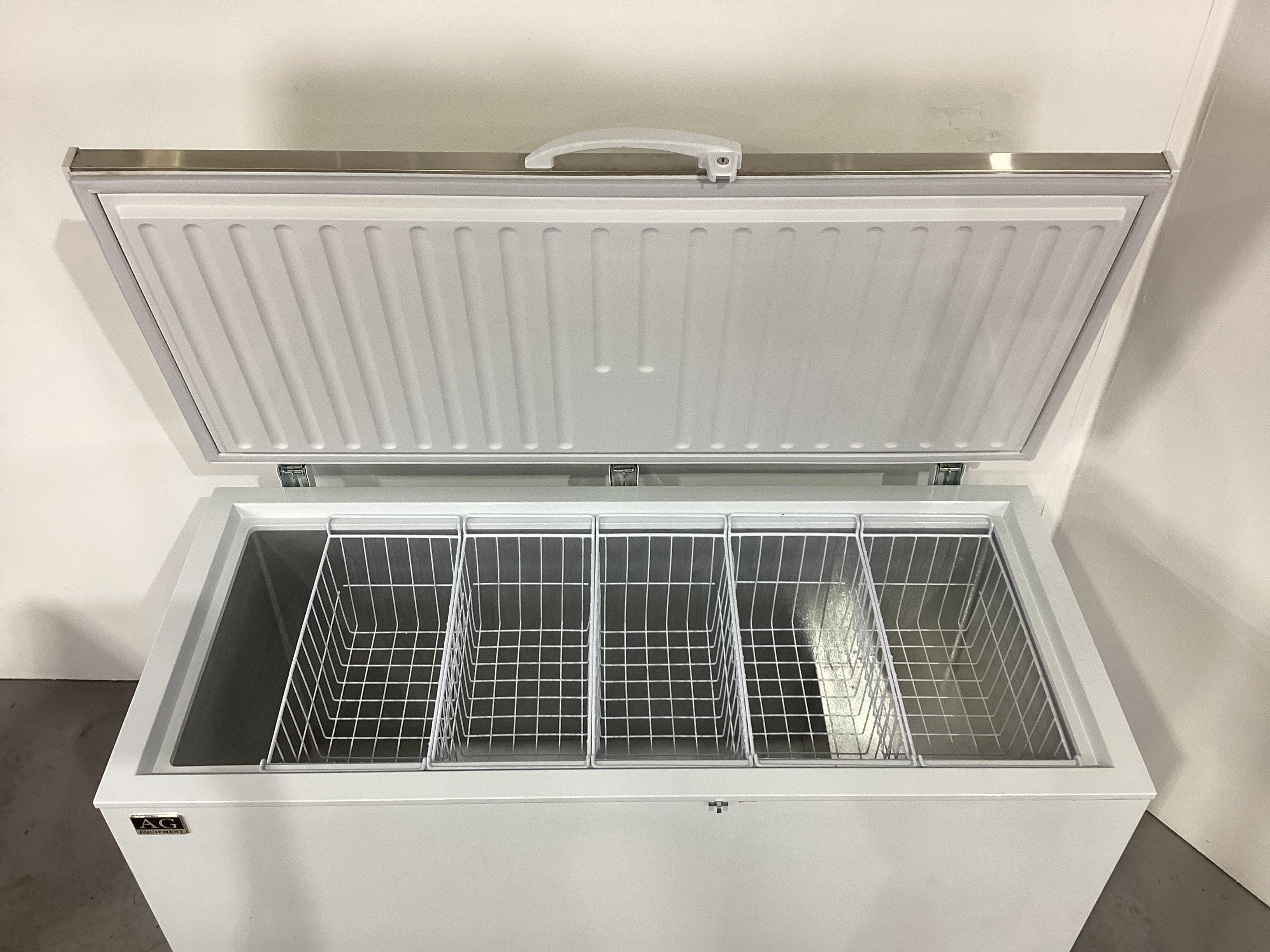 AG Equipment BD550S Chest Freezer - 900037