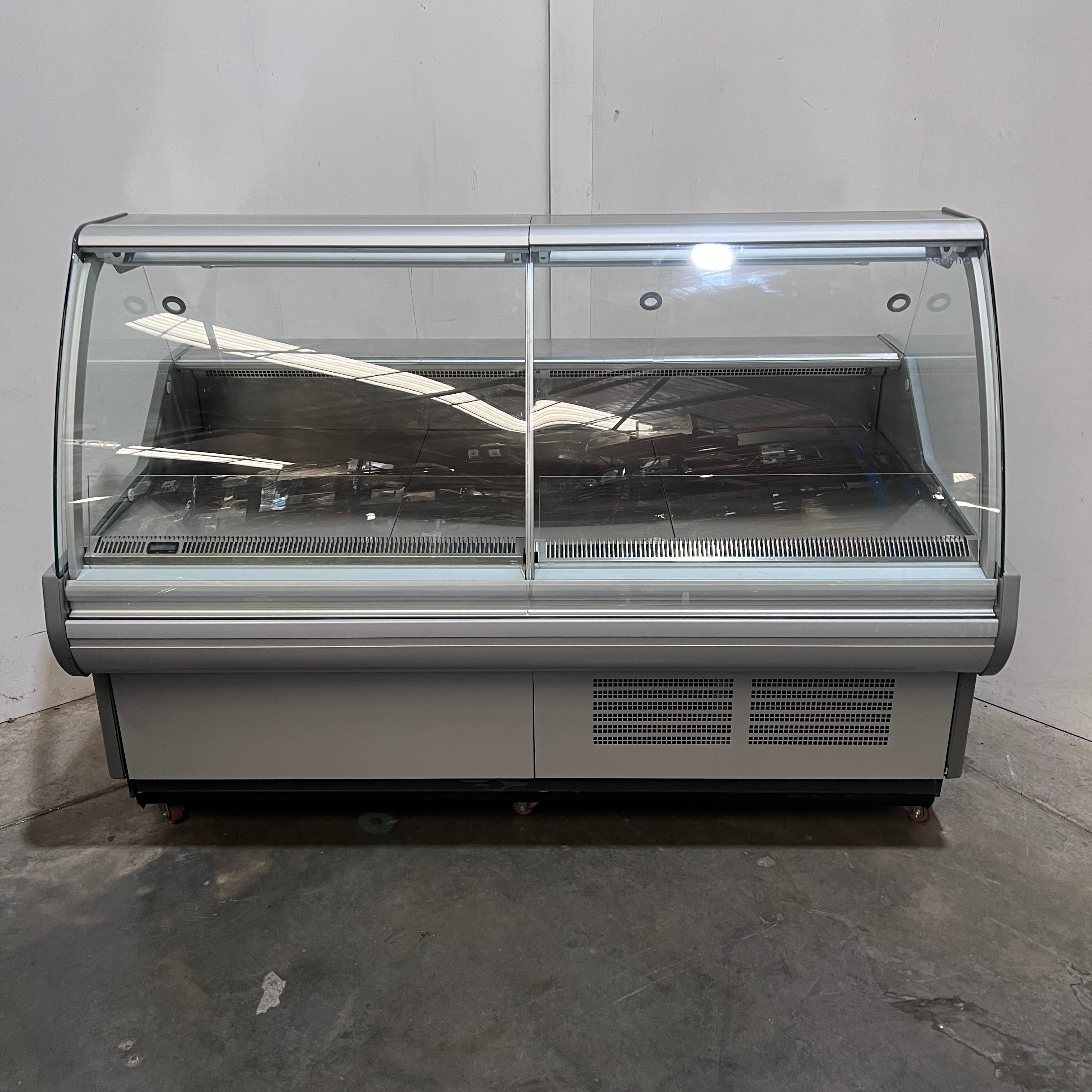 Bromic DD1875CG-NR Deli Display - 903468