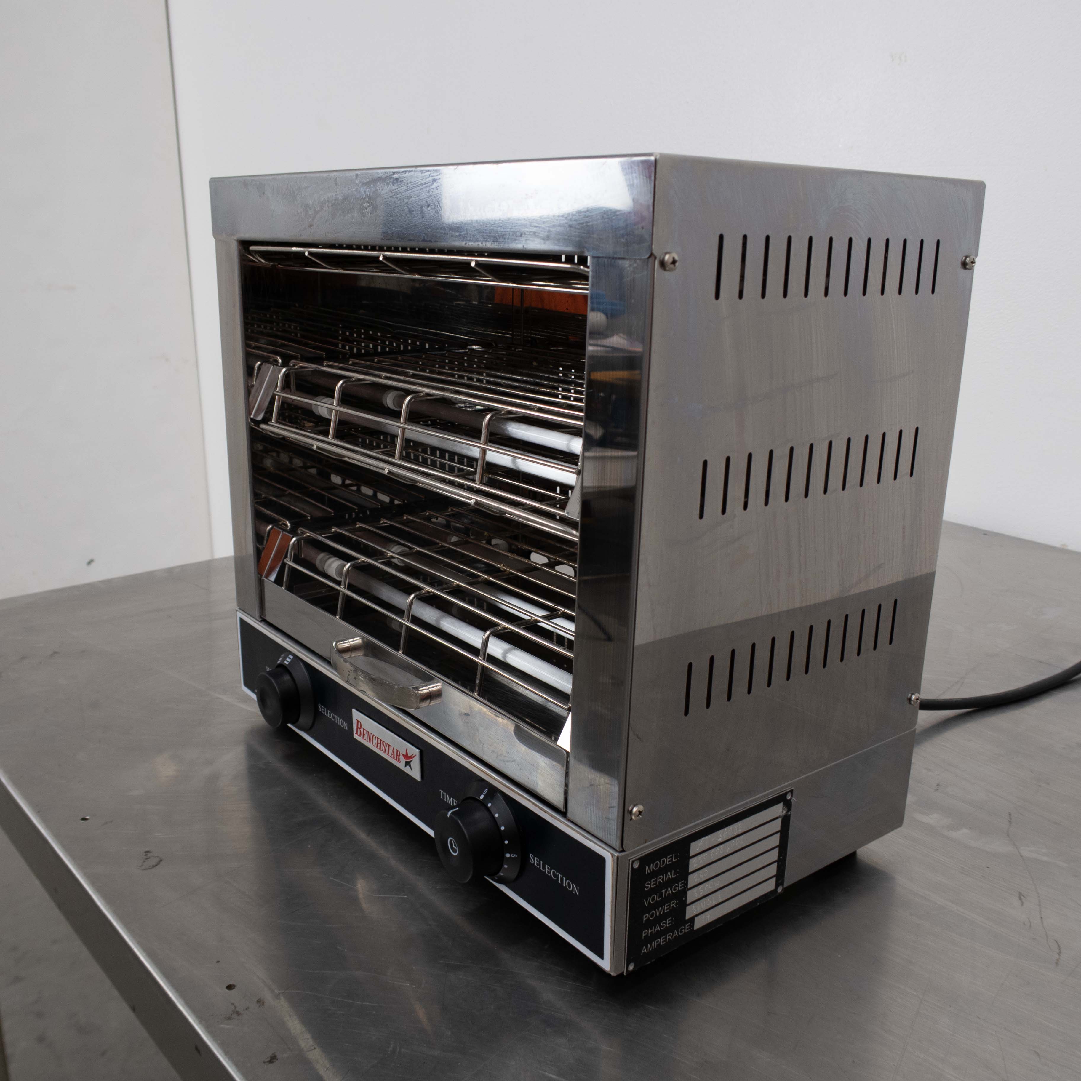 Benchstar AT-360BE Toaster - 904995