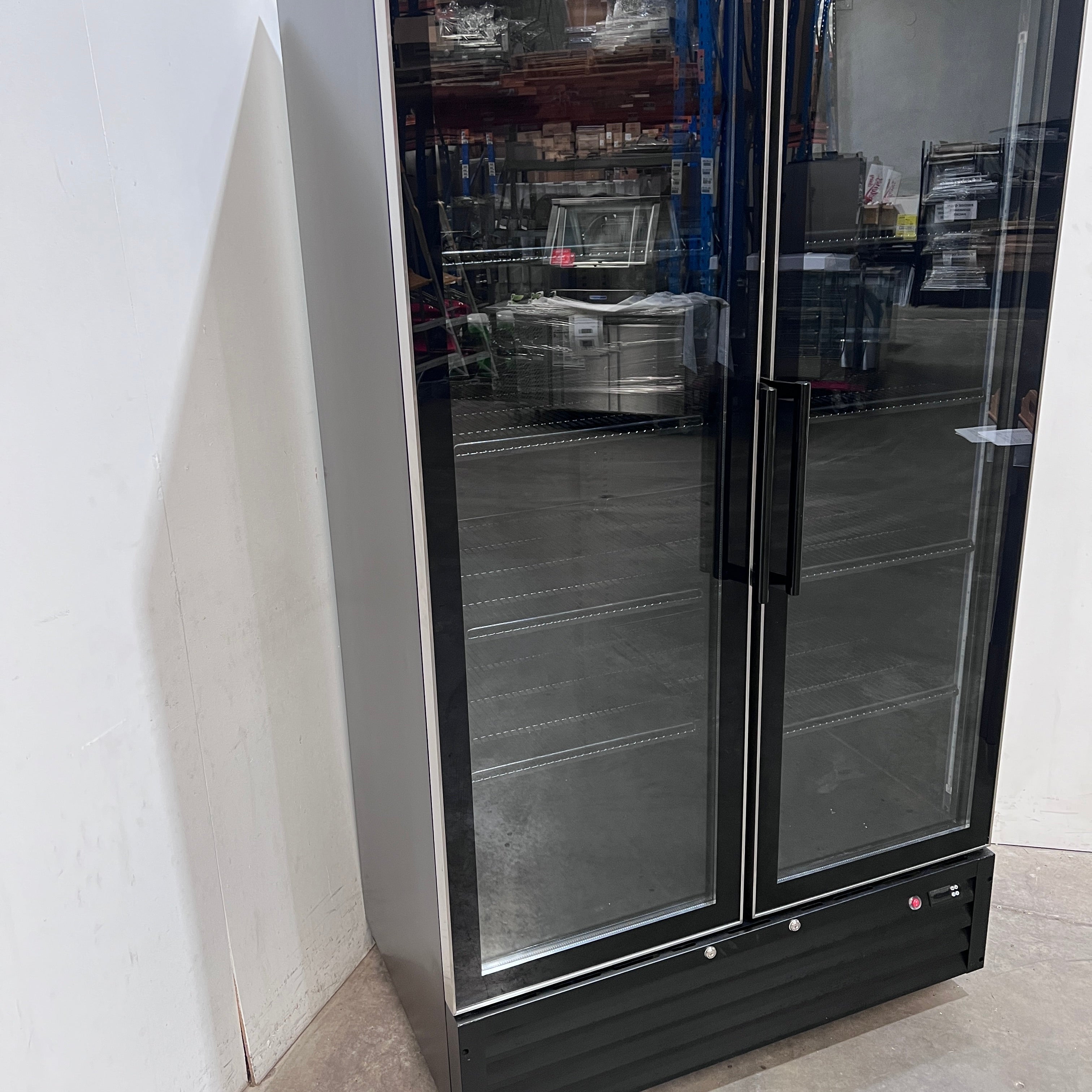 Norsk NSK-1000-NLB-BLK Upright Display Fridge - 908257