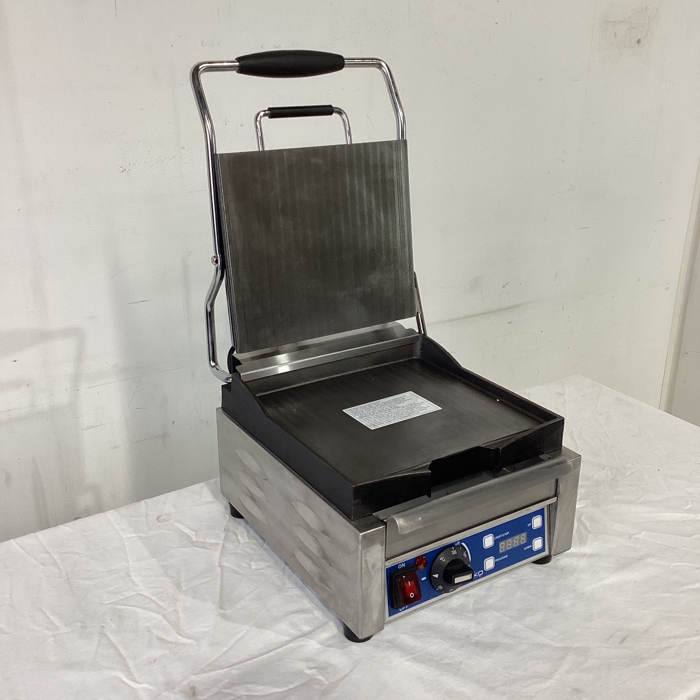 Birko 1002101 Contact Grill - 909996