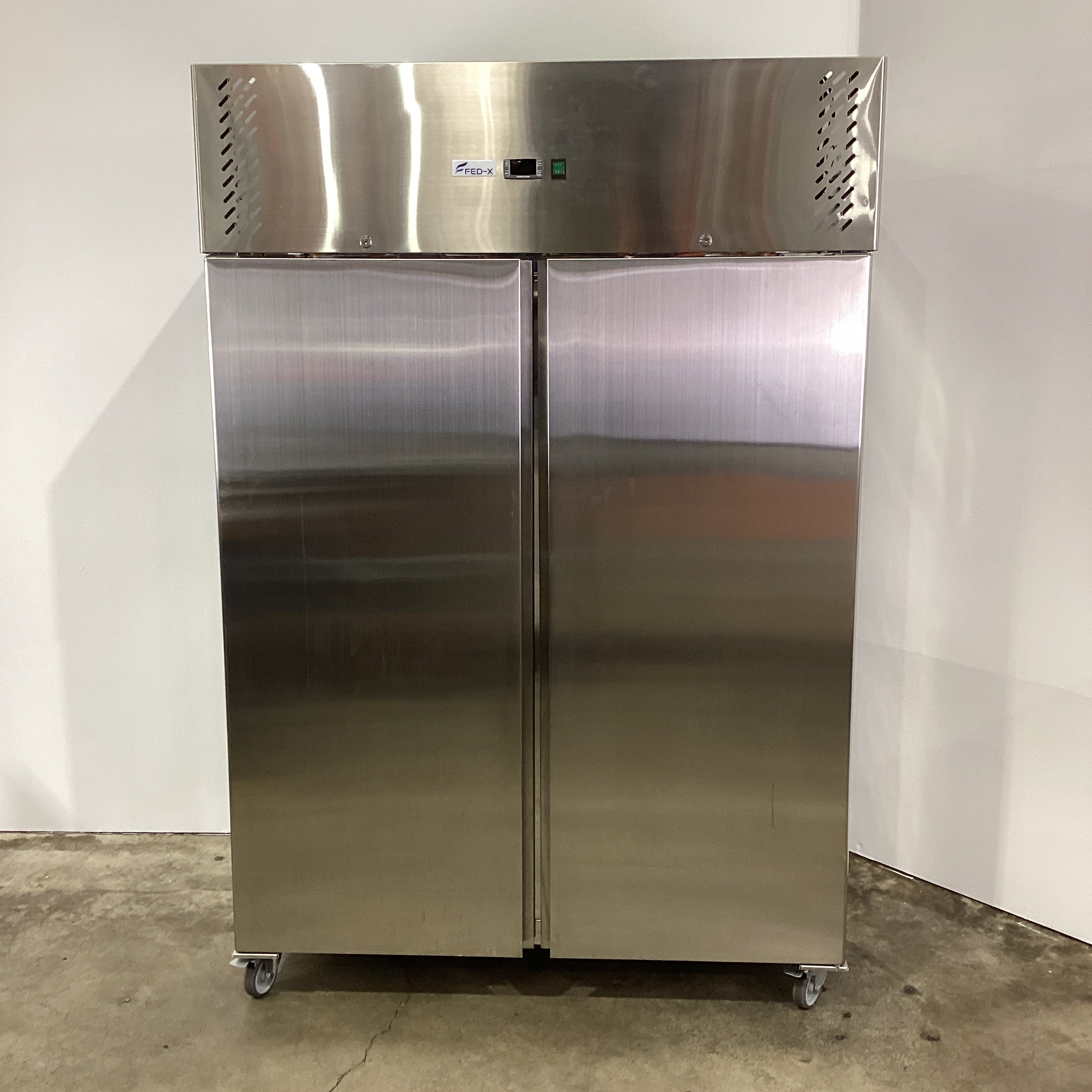 FED-X XURC1200SFV Upright Fridge - 915162
