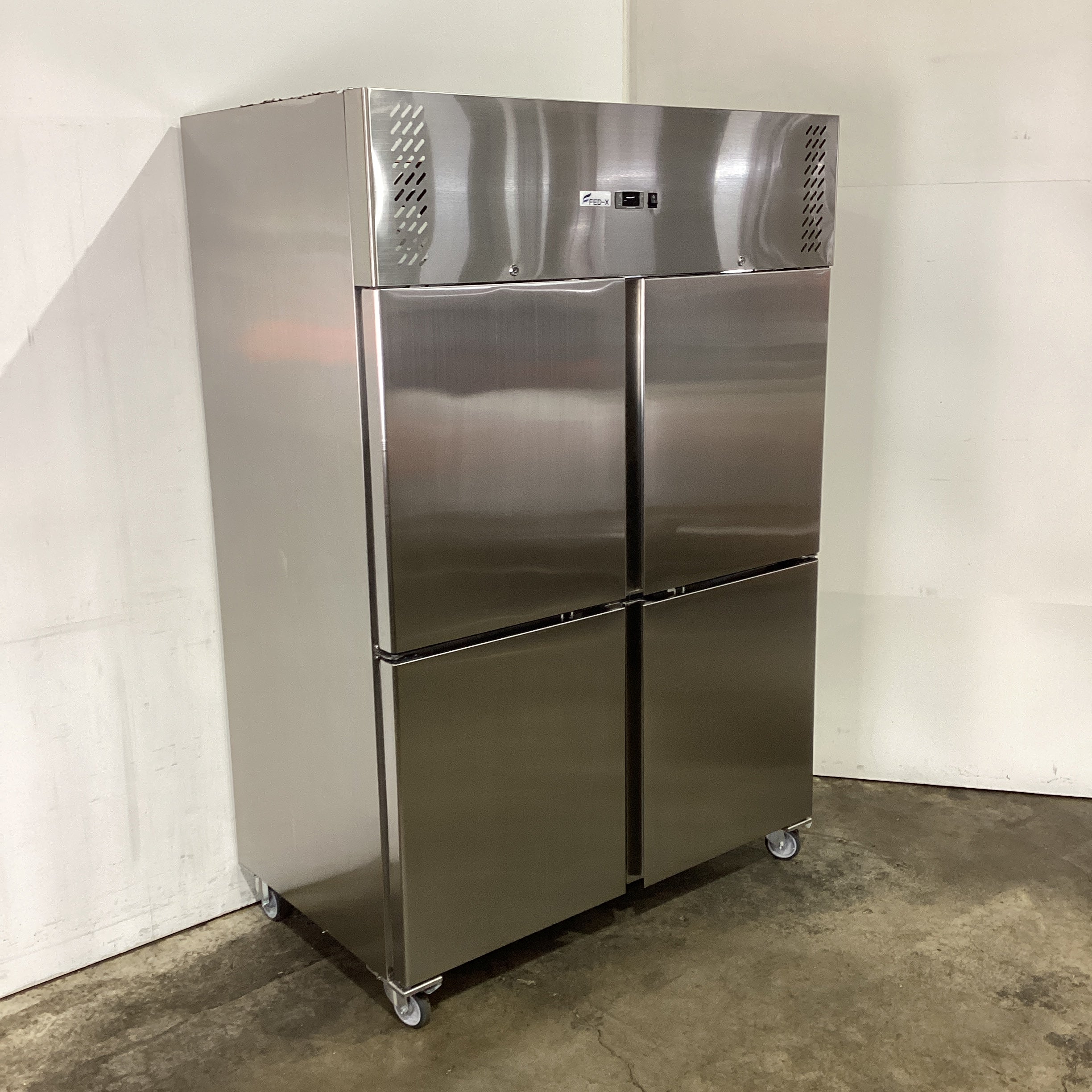 FED-X XURC1200S2V Upright Fridge - 915517