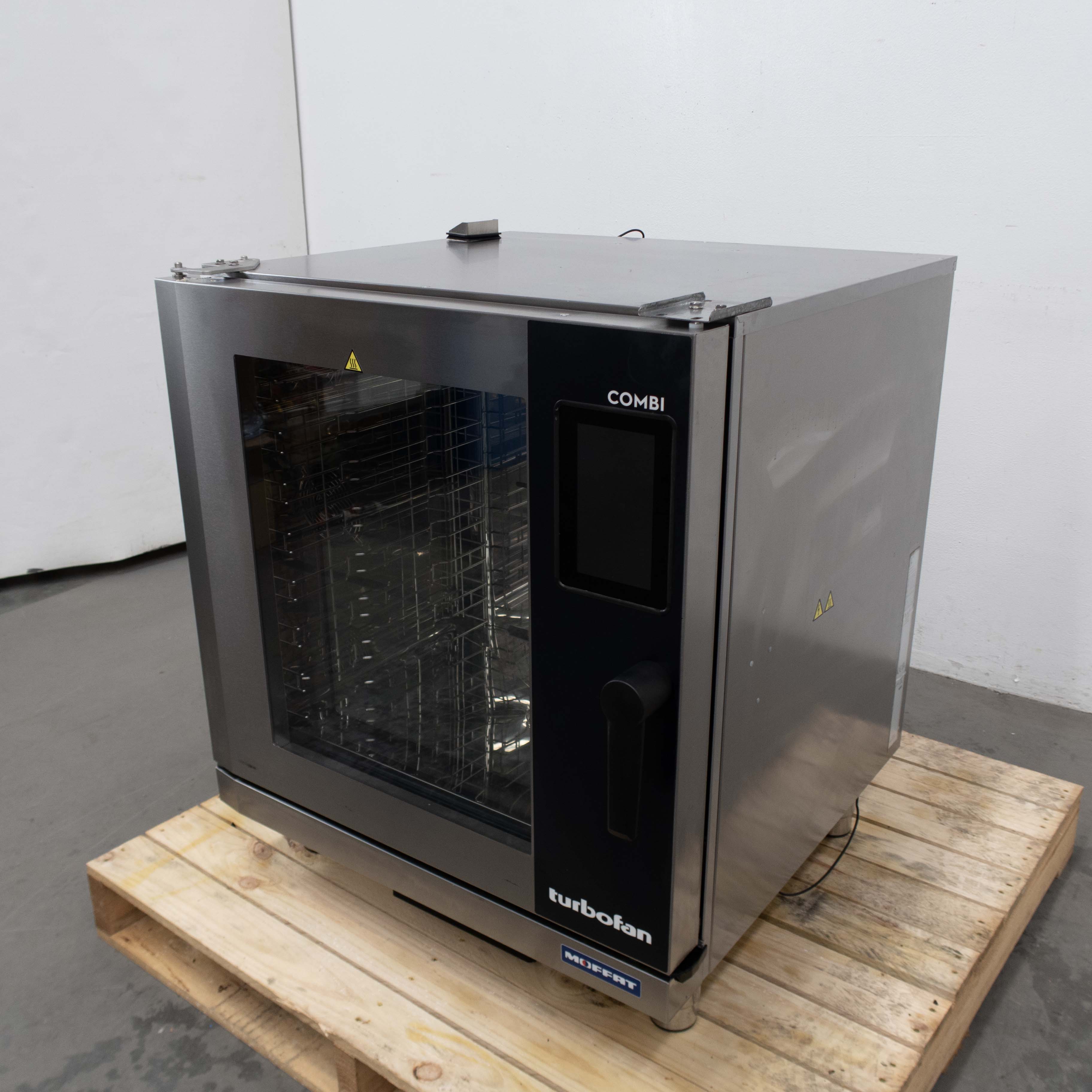 Turbofan AUEC40T7 Combi Oven + Stand - 915605