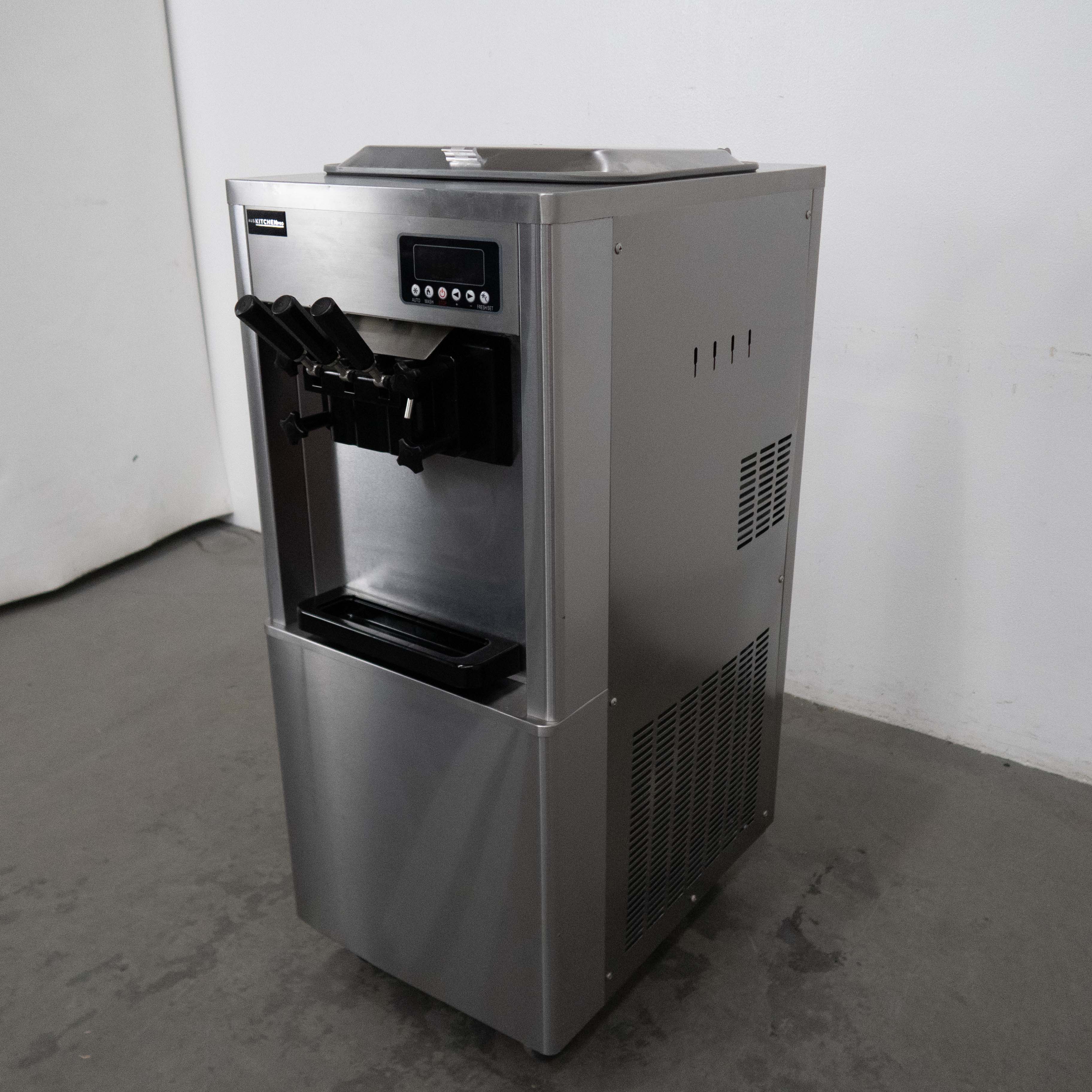 Aus Kitchen AUSKPSSA22 Soft Serve Ice Cream Machine - 916398