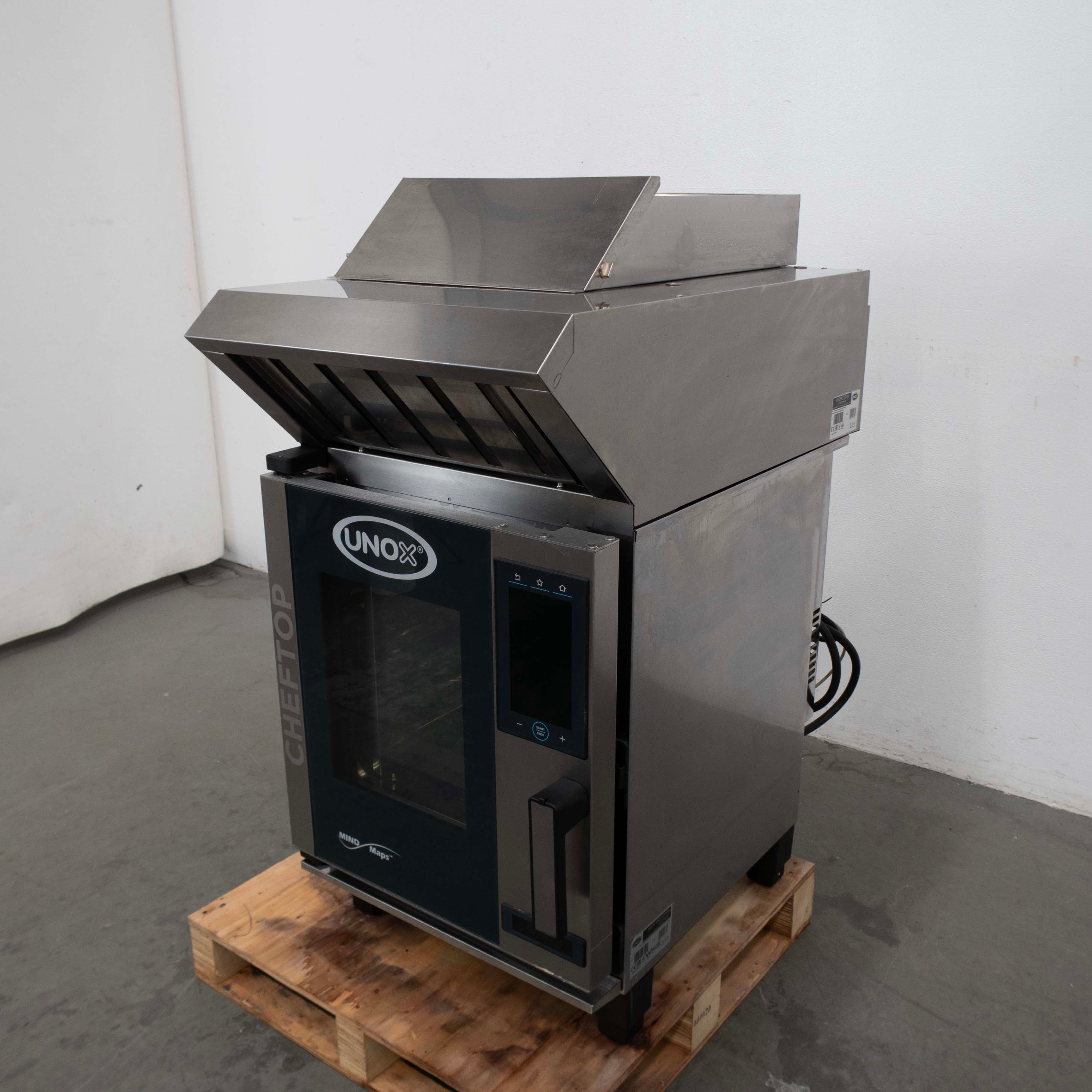Unox XECC-0523-EPRM Combi Oven with Exhaust + Stand - 926073
