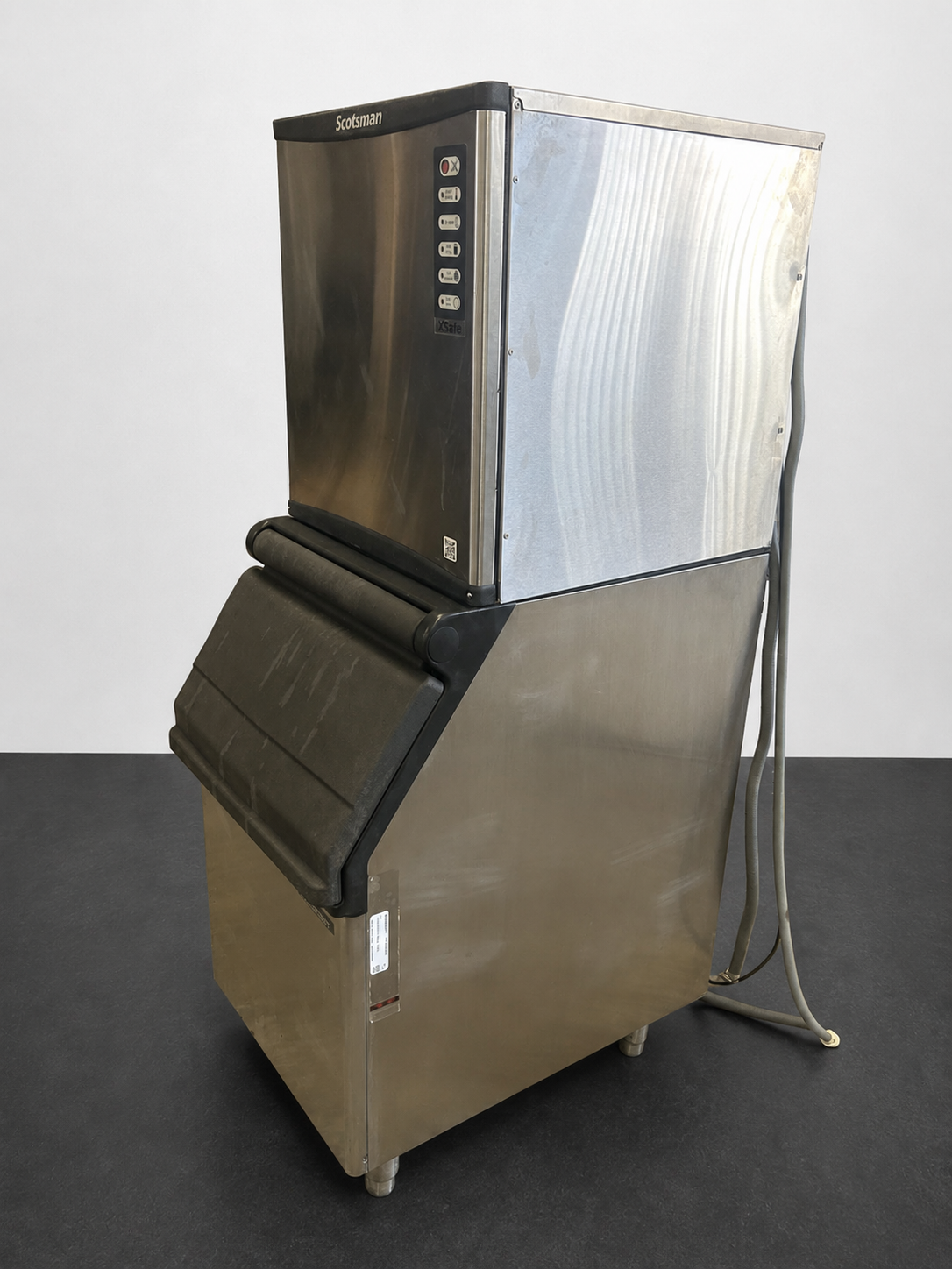 Scotsman NW 307 AS OX Ice Machine + Ice Bin - 936110