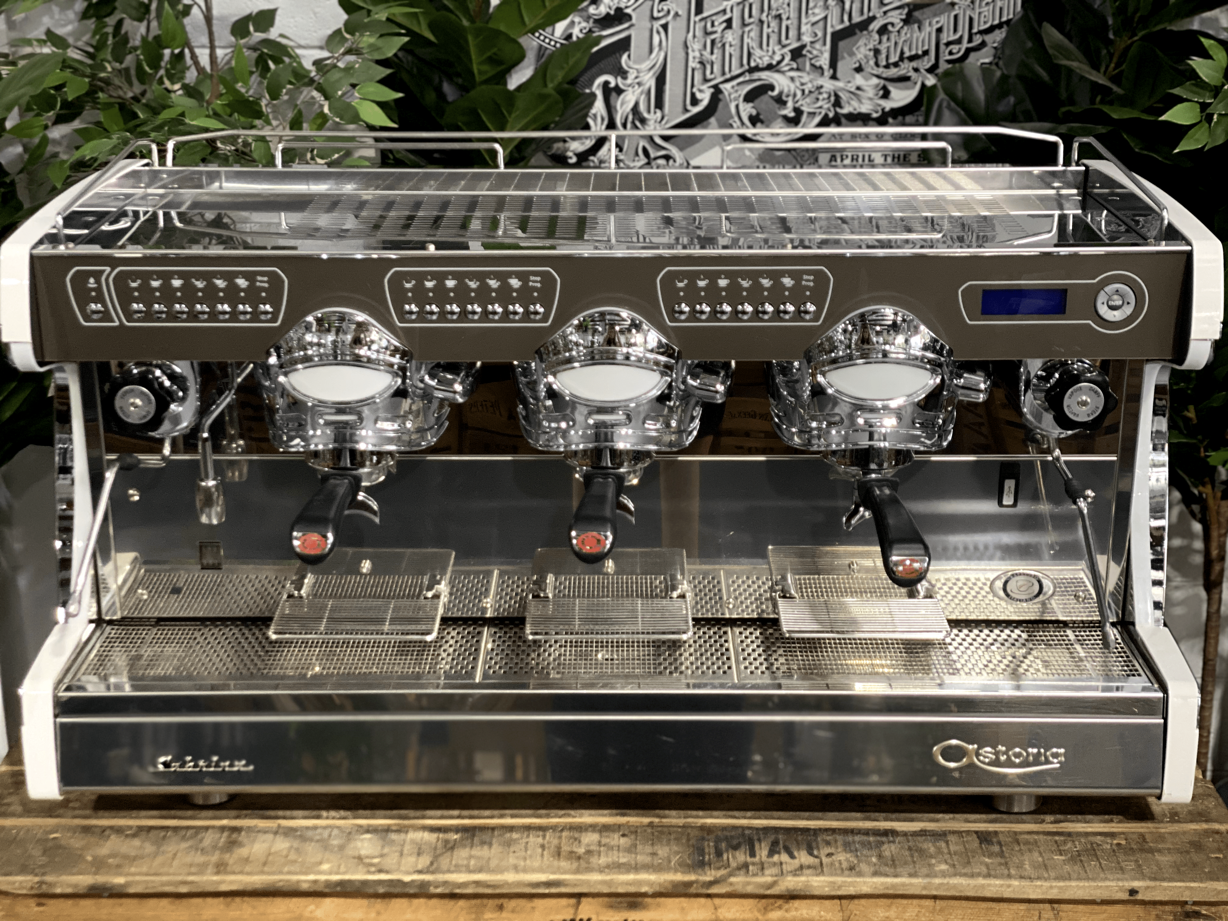 Astoria Sabrina 3 Group White - 31915