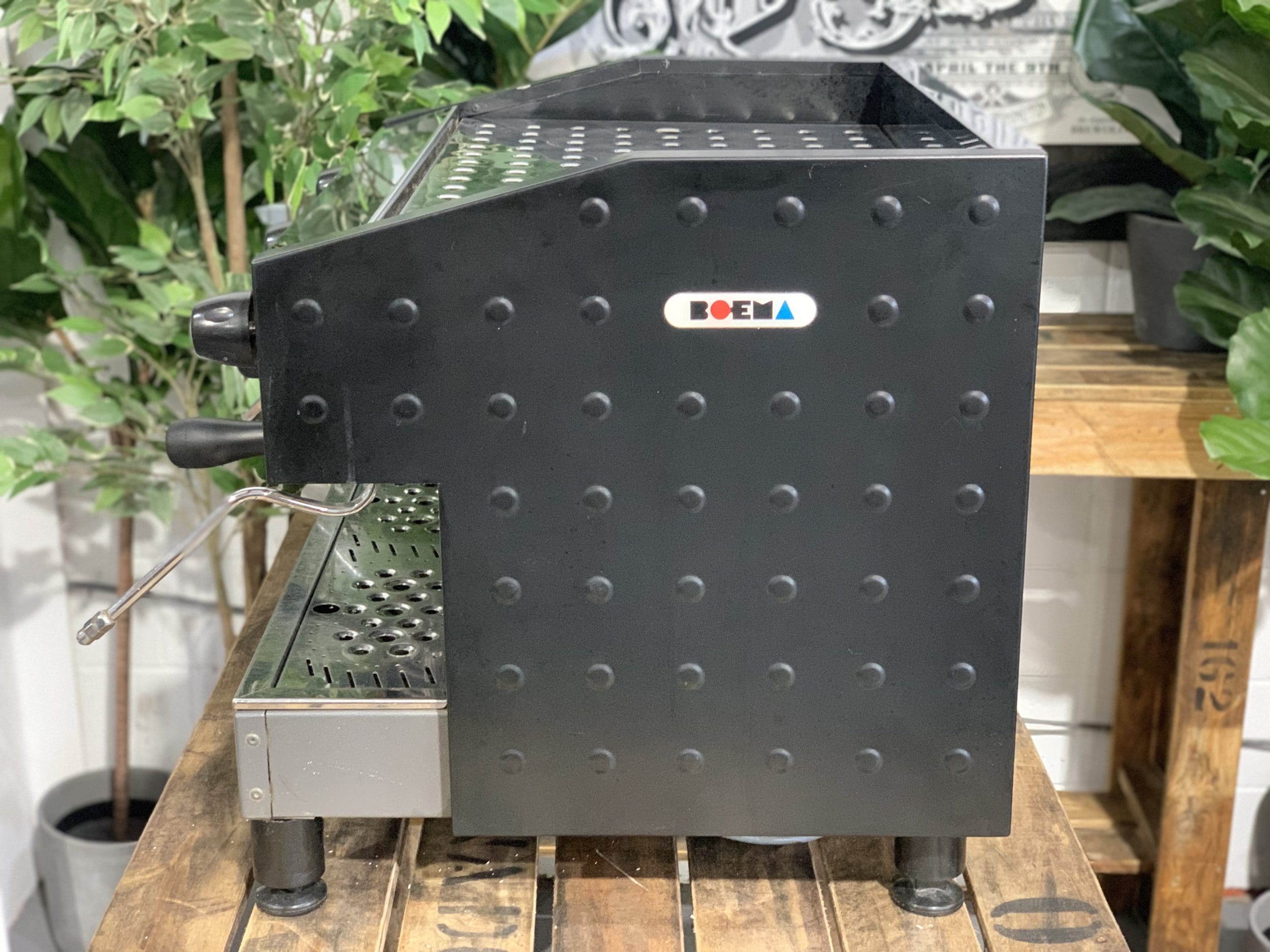 Boema Deluxe D-V215A Low Cup 2 Group Black Espresso Coffee Machine - 31037