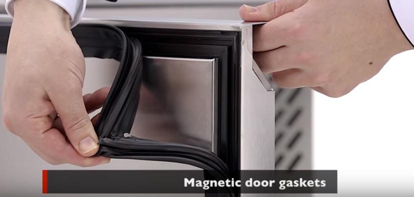 Atosa Three Door Cooling Table EPF3432