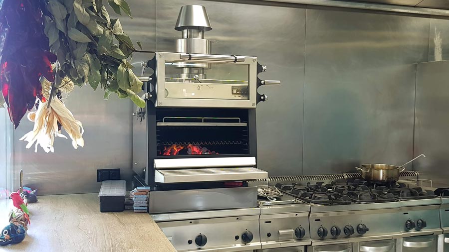 Pira 70 Lux ED Charcoal Oven - 450.104