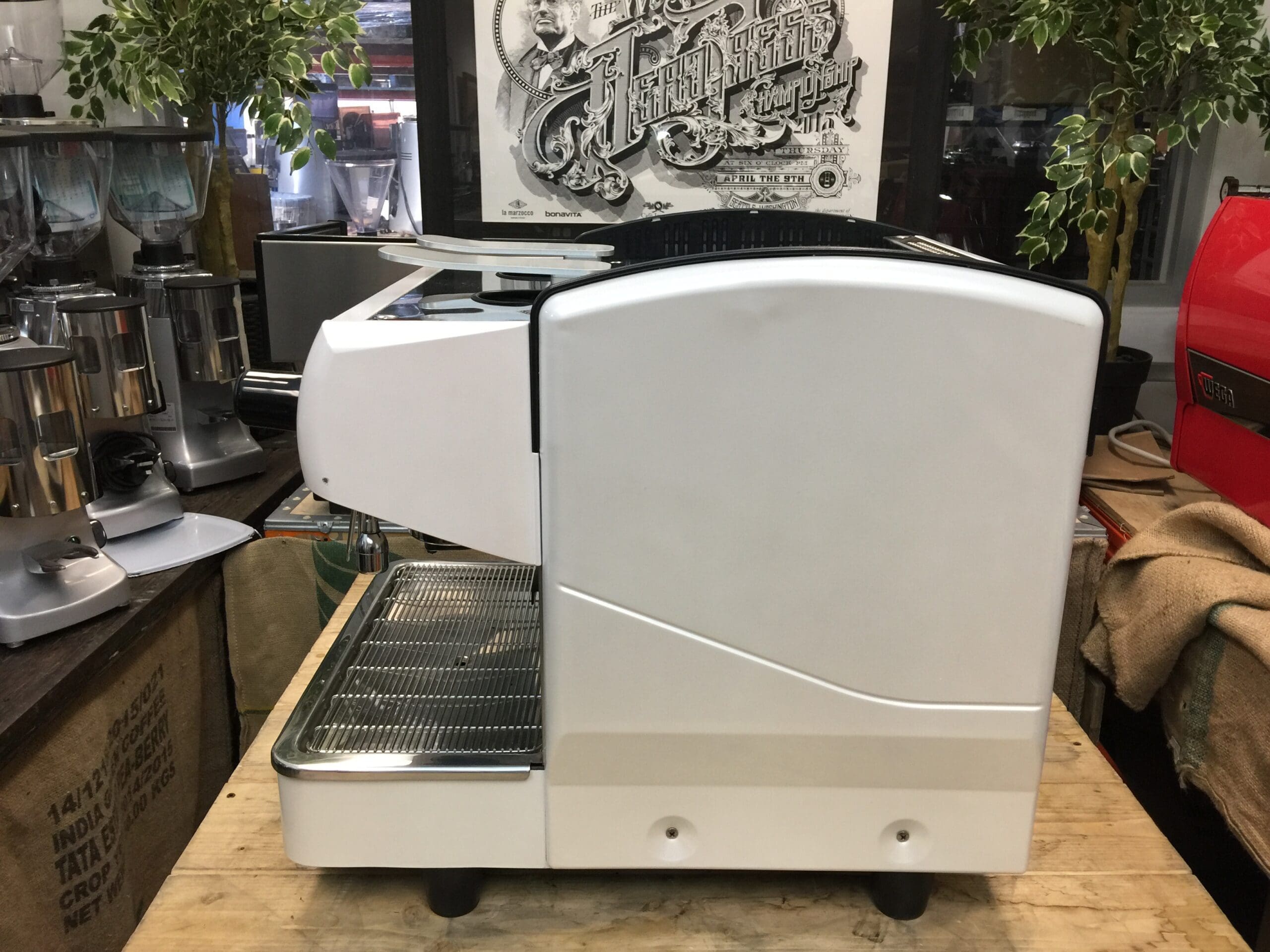 Expobar G10 Compact Capsule 2 Group White - 19529