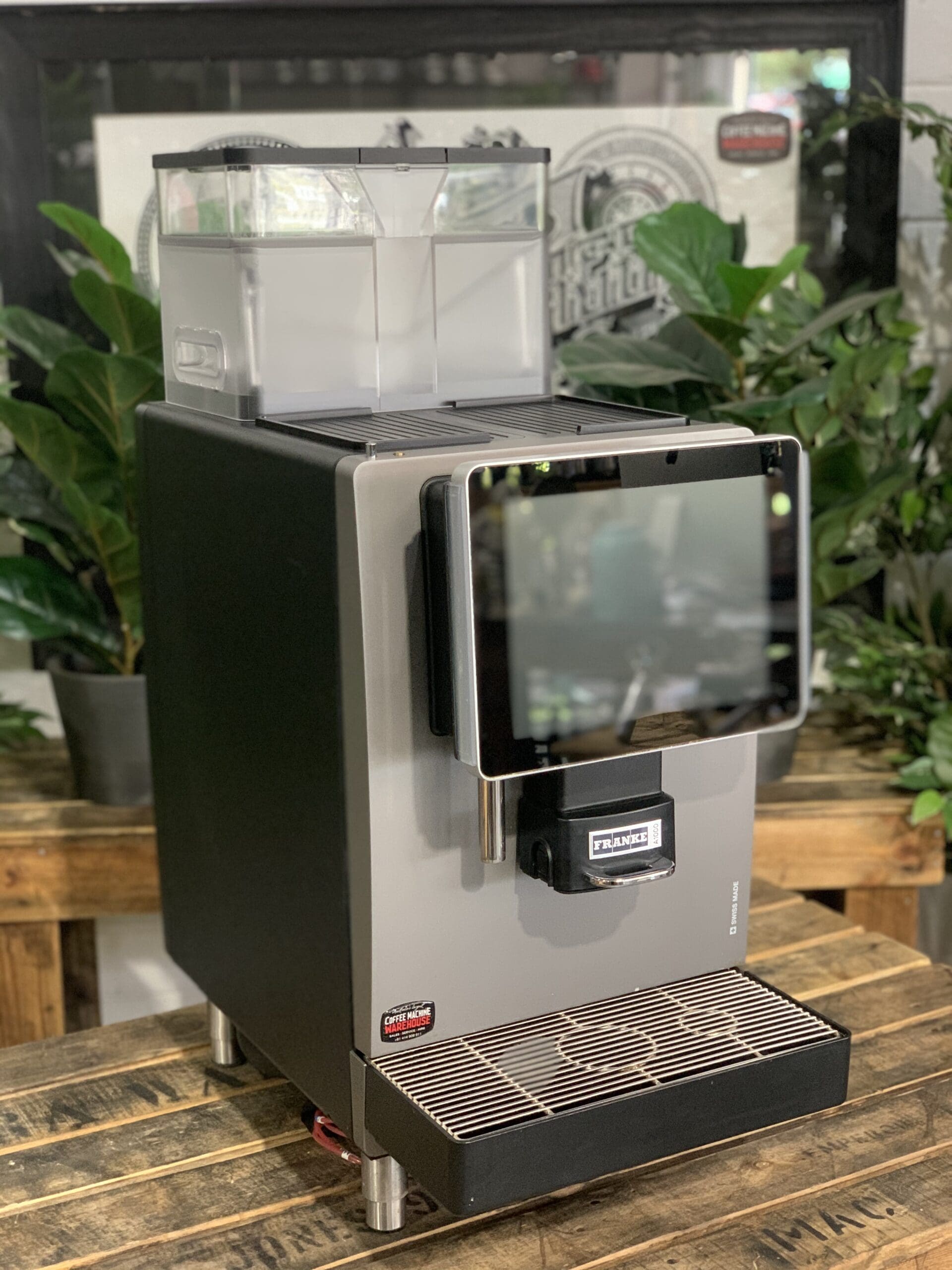 Franke A1000 Fully Automatic + Milk Fridge - 17921