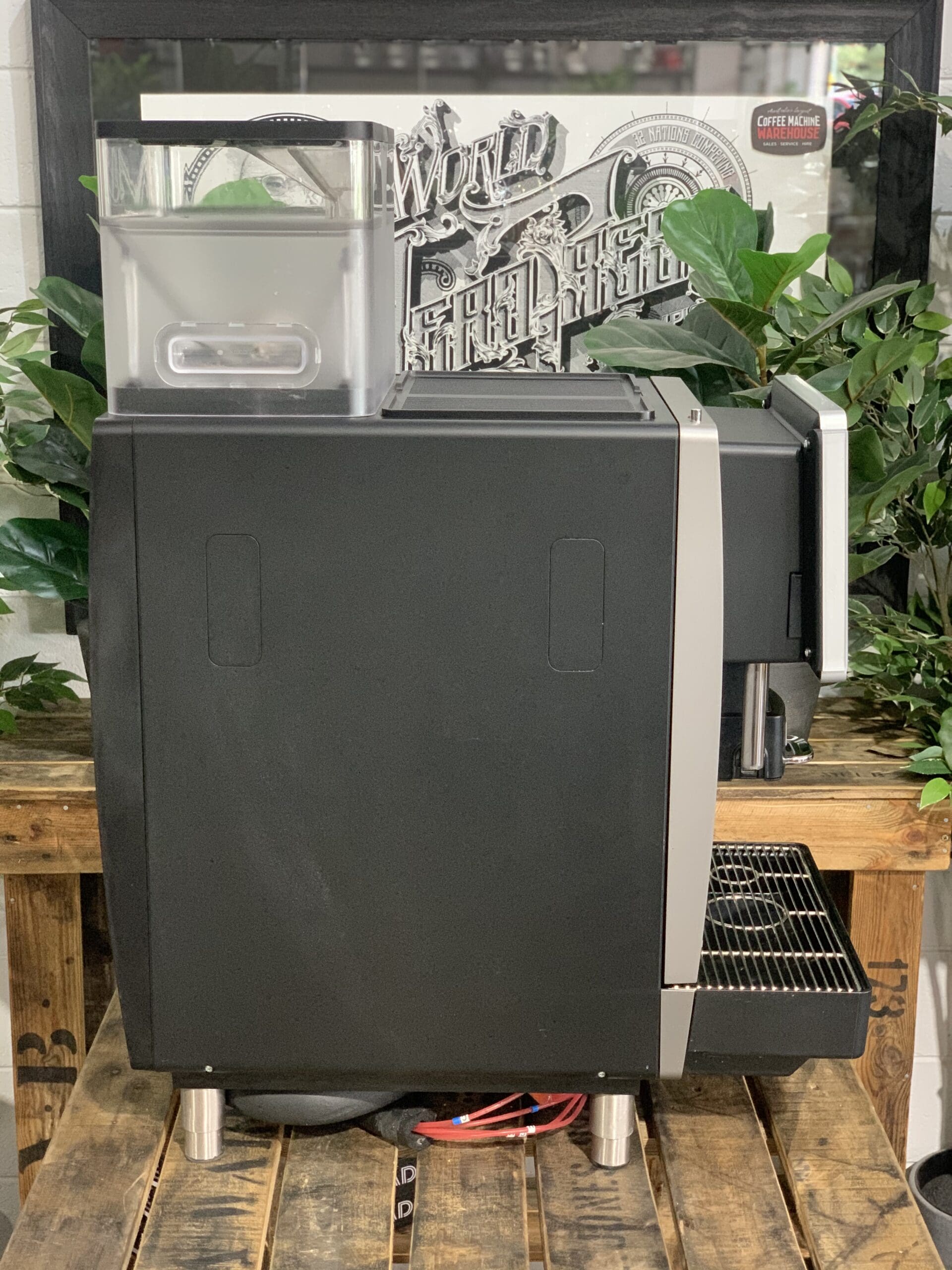 Franke A1000 Fully Automatic + Milk Fridge - 17921