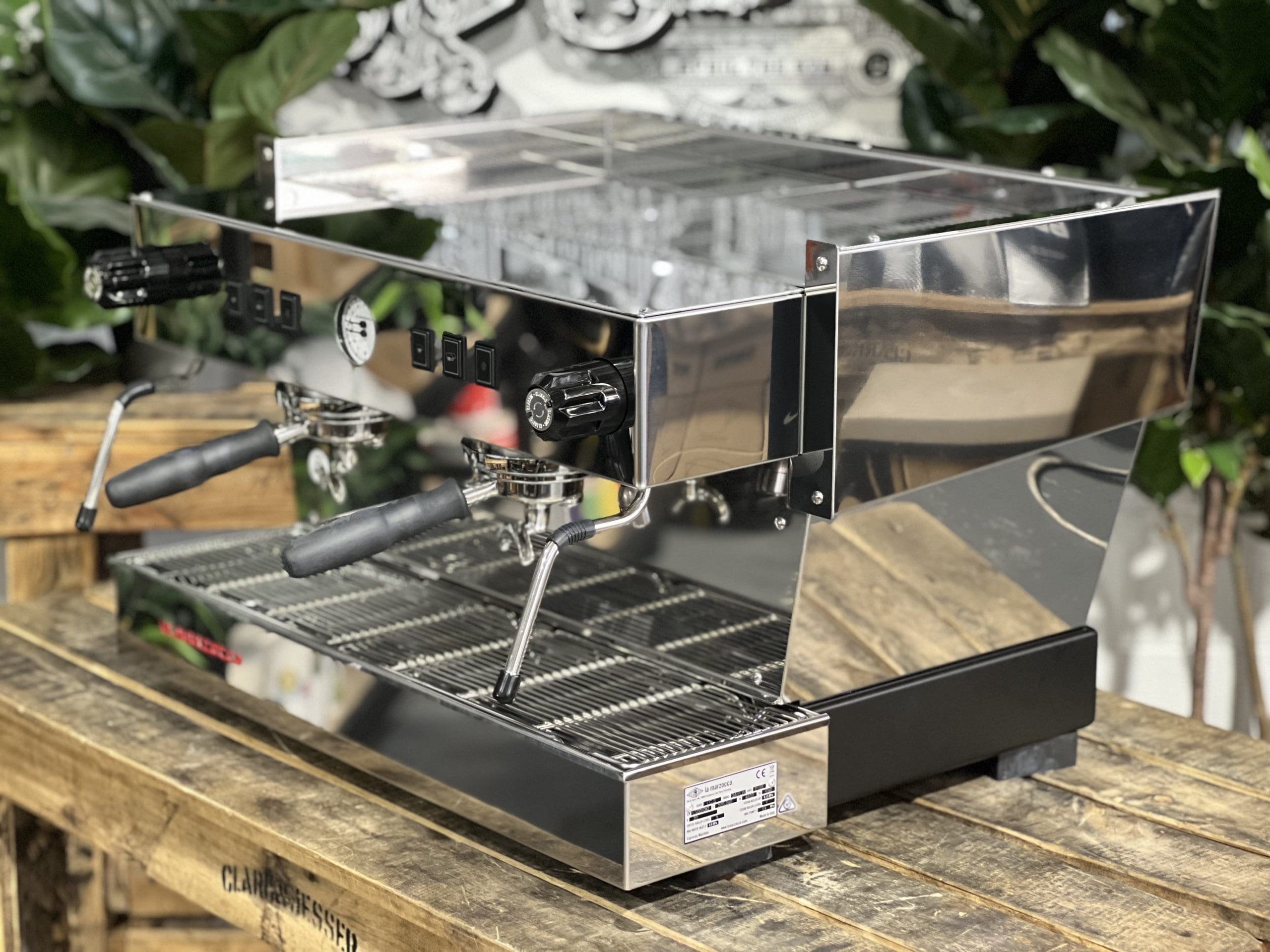 La Marzocco Linea Classic S - 2 Group Commercial Espresso Machine - Stainless