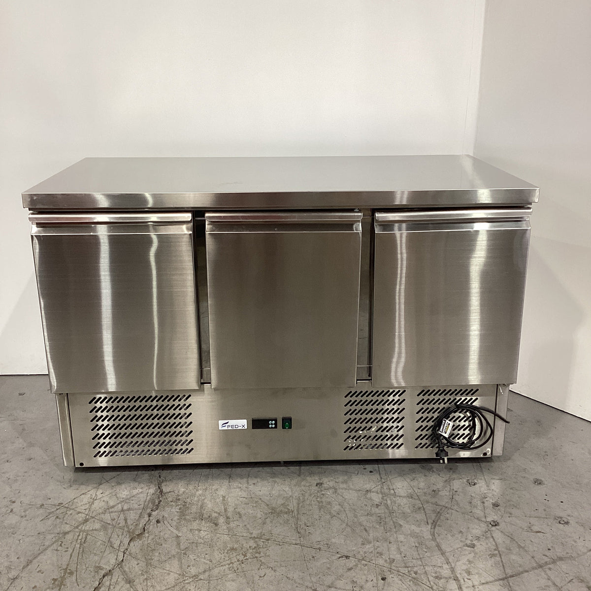 FED-X XGNS1300B Compact Workbench Fridge - 926858