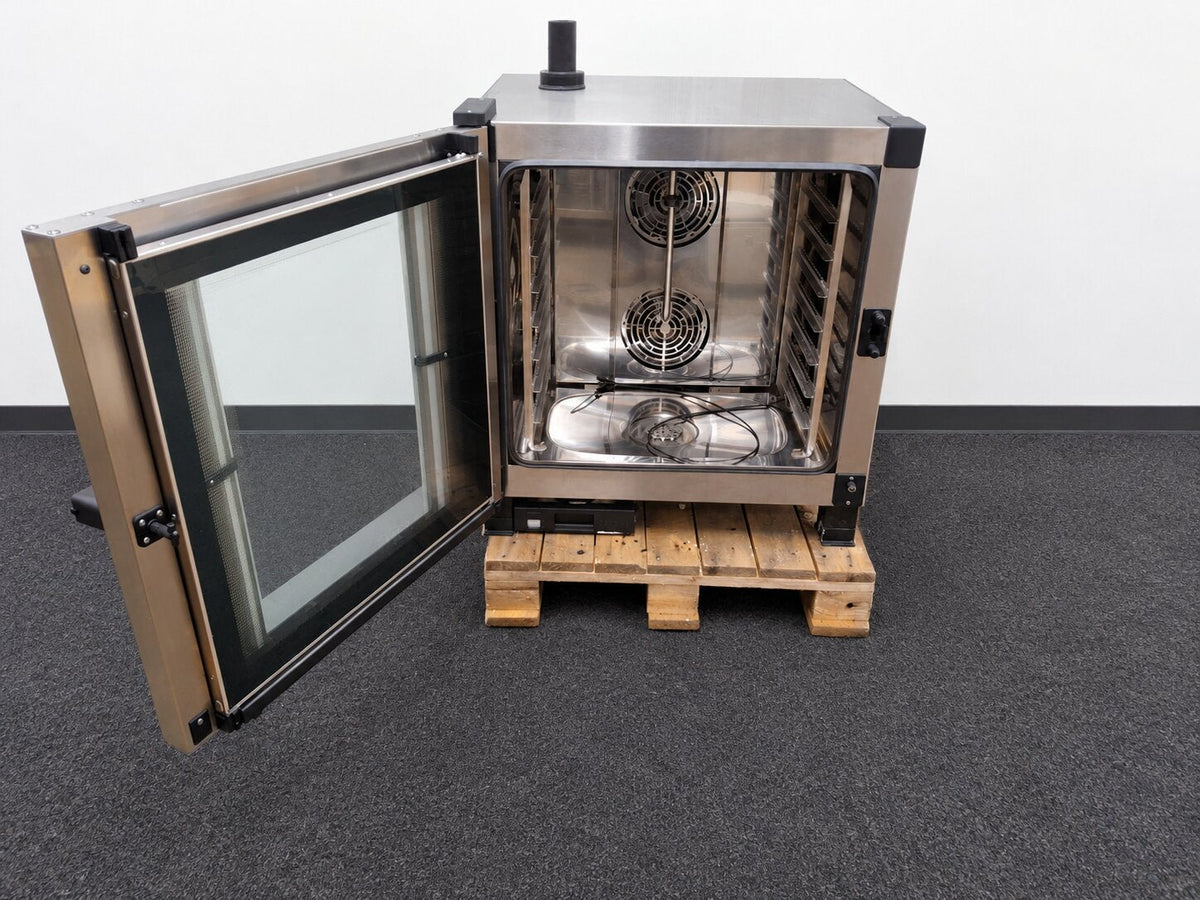 Unox XEVC-0711-EPRM Combi Oven - 871476