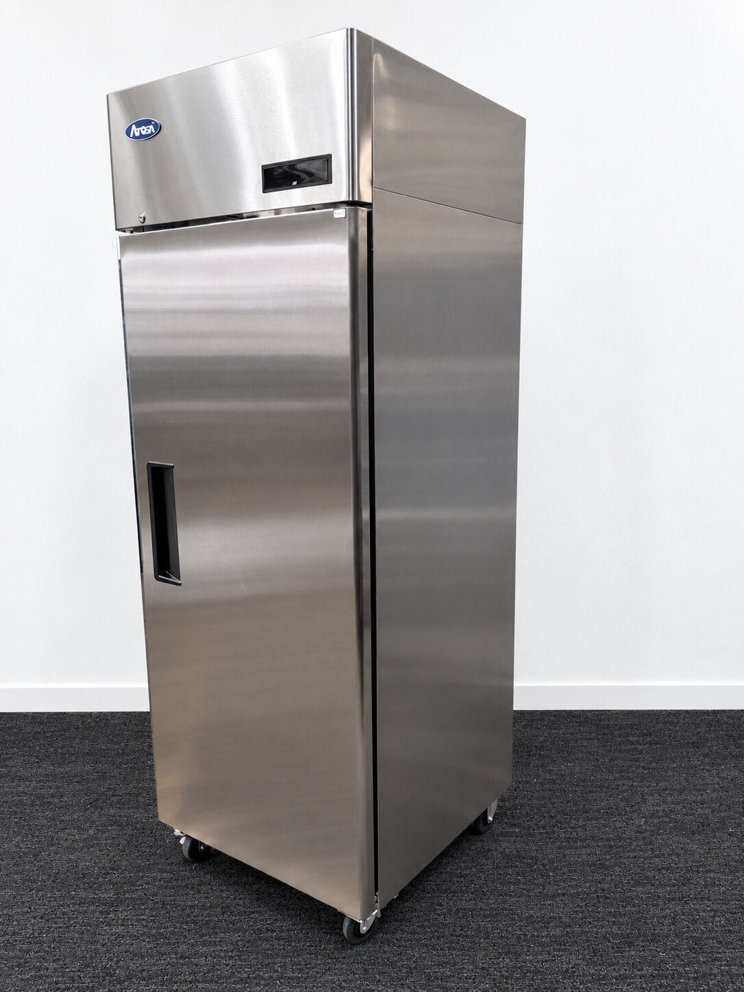 Atosa MBF8004GR Upright Fridge - 868175