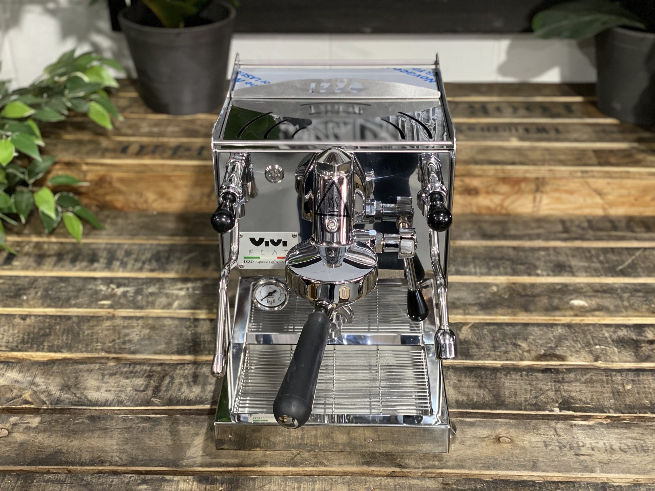Izzo Vivi Flat - 1 Group Commercial Espresso Machine - Black