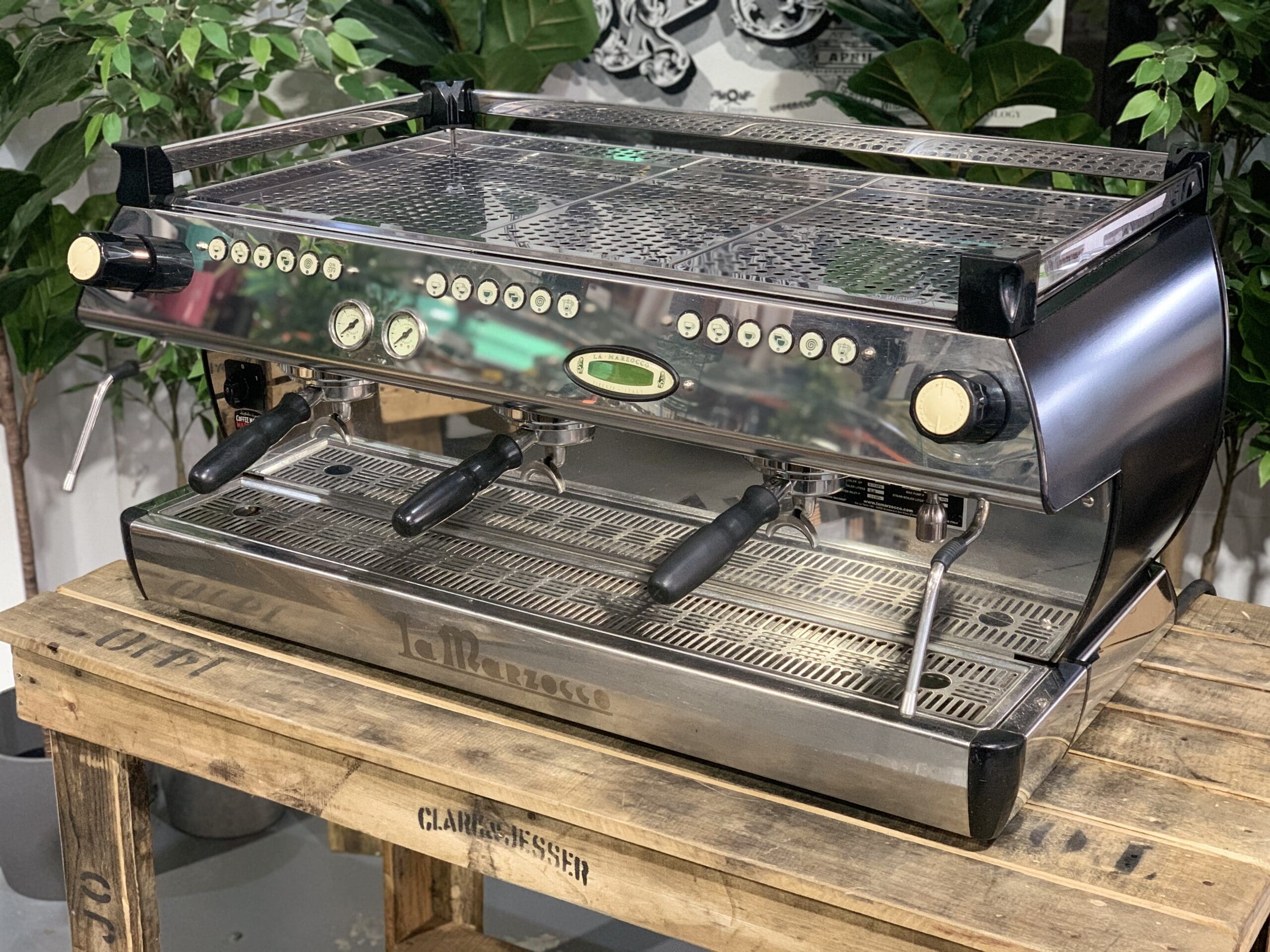 La Marzocco GB5 Black - 3 Group Commercial Espresso Machine - Gold