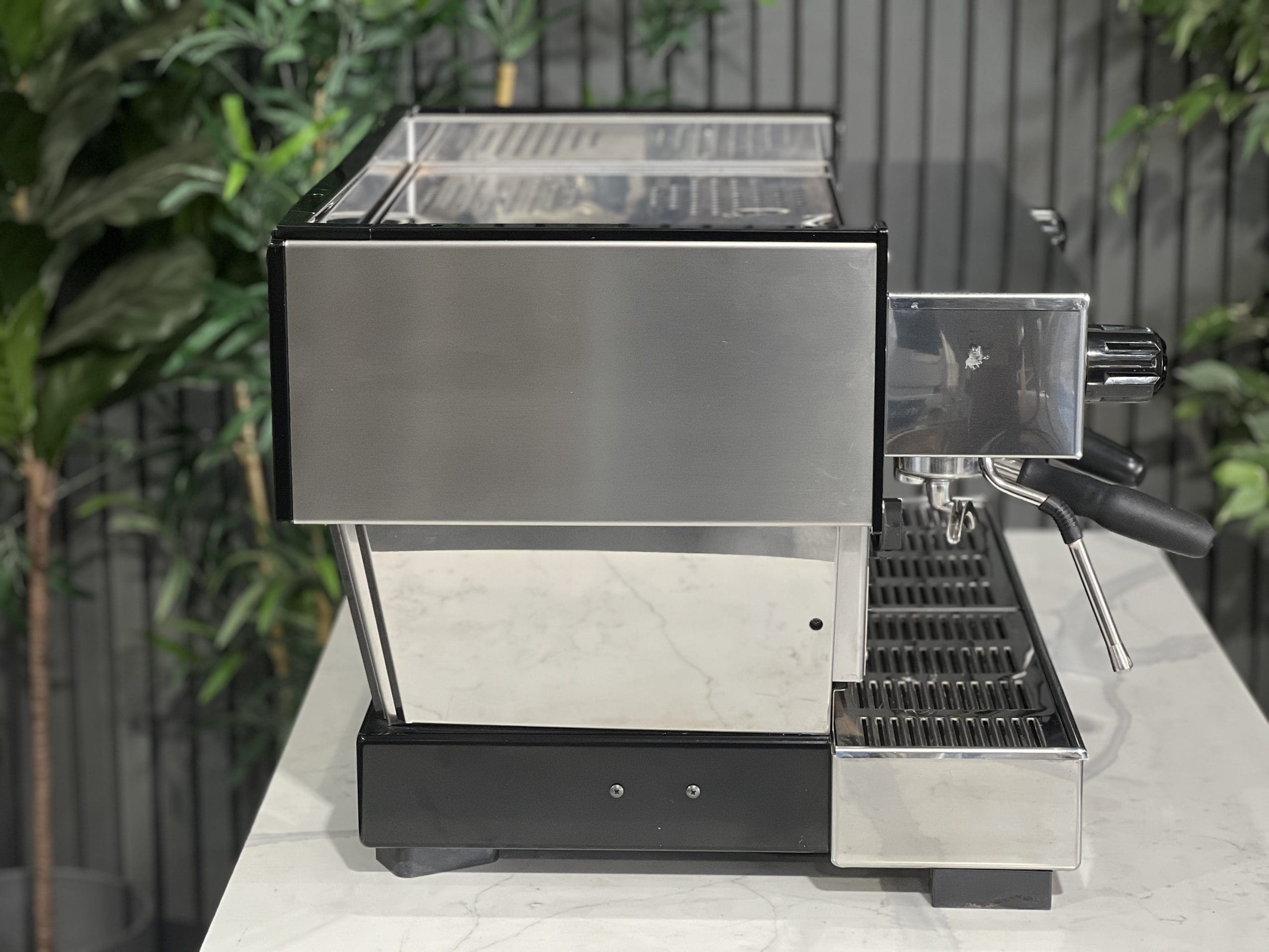 La Marzocco Linea Classic - 2 Group Commercial Espresso Machine - Stainless Steel